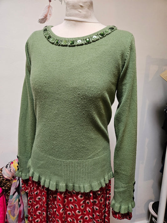 II Text green jumper.woth decorative buttons, size S