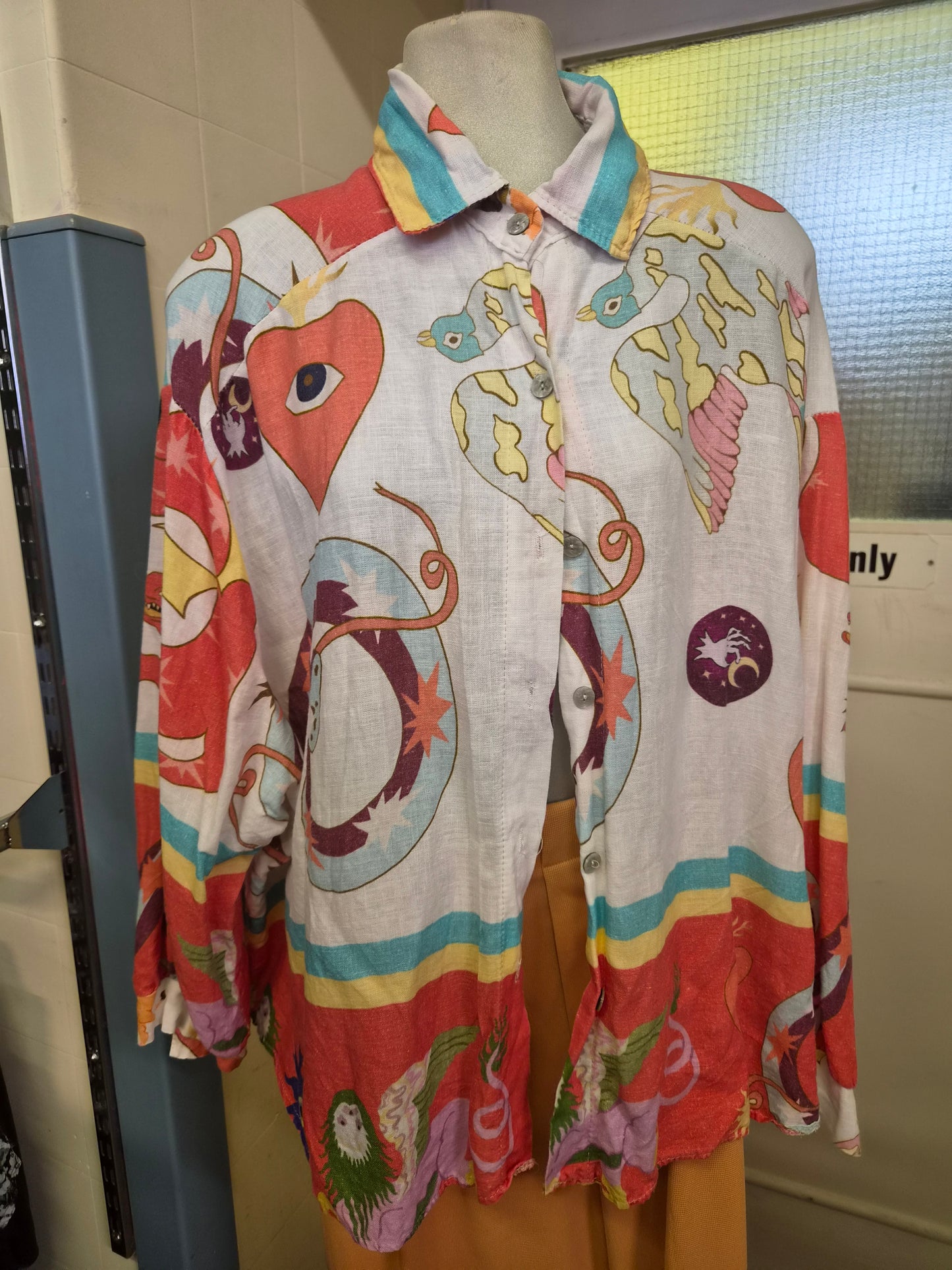 Unusual print  linen/viscose shirt, ons size (fits S-L best)