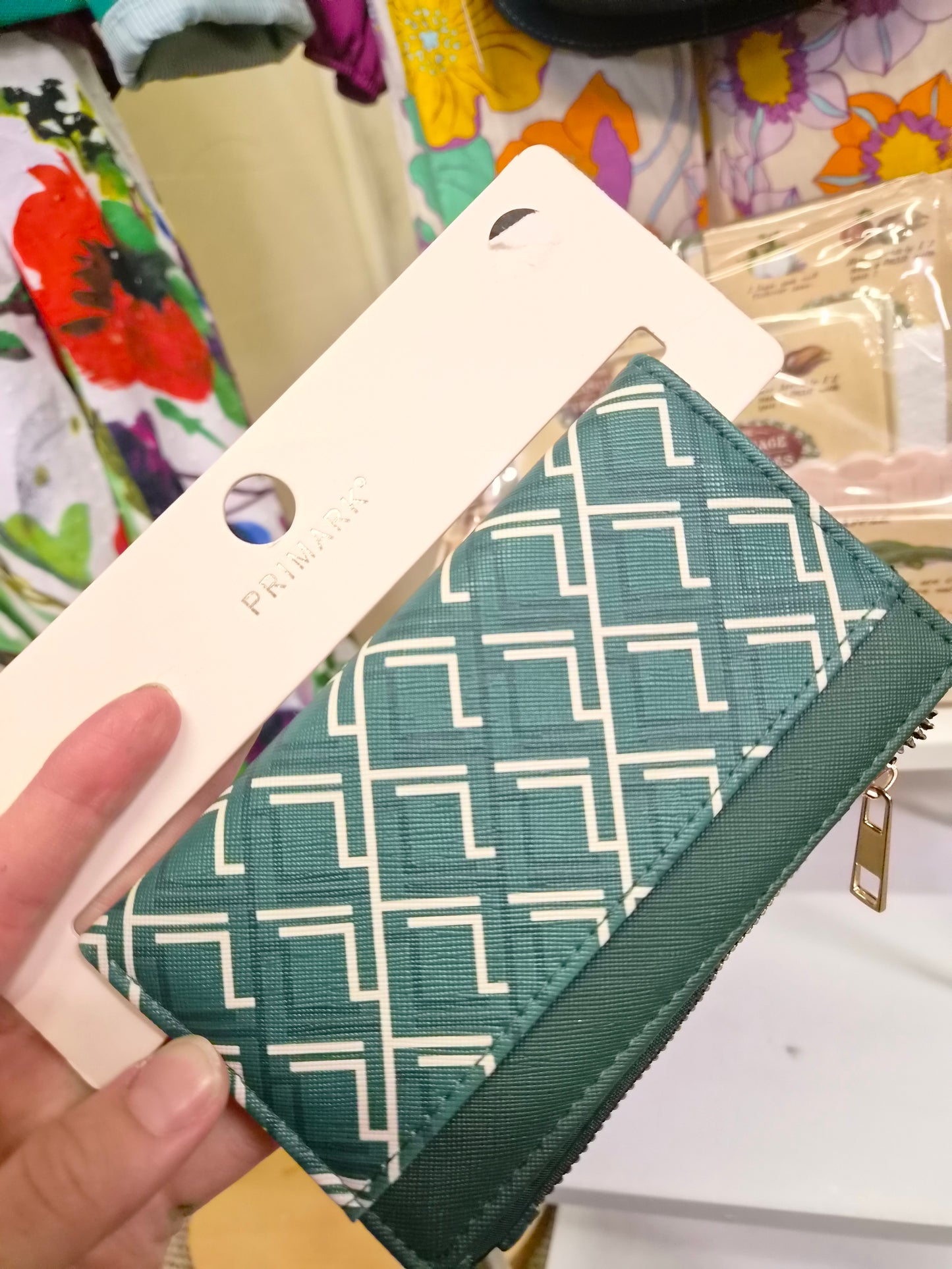 Primark geometric monogram bifold wallet, new