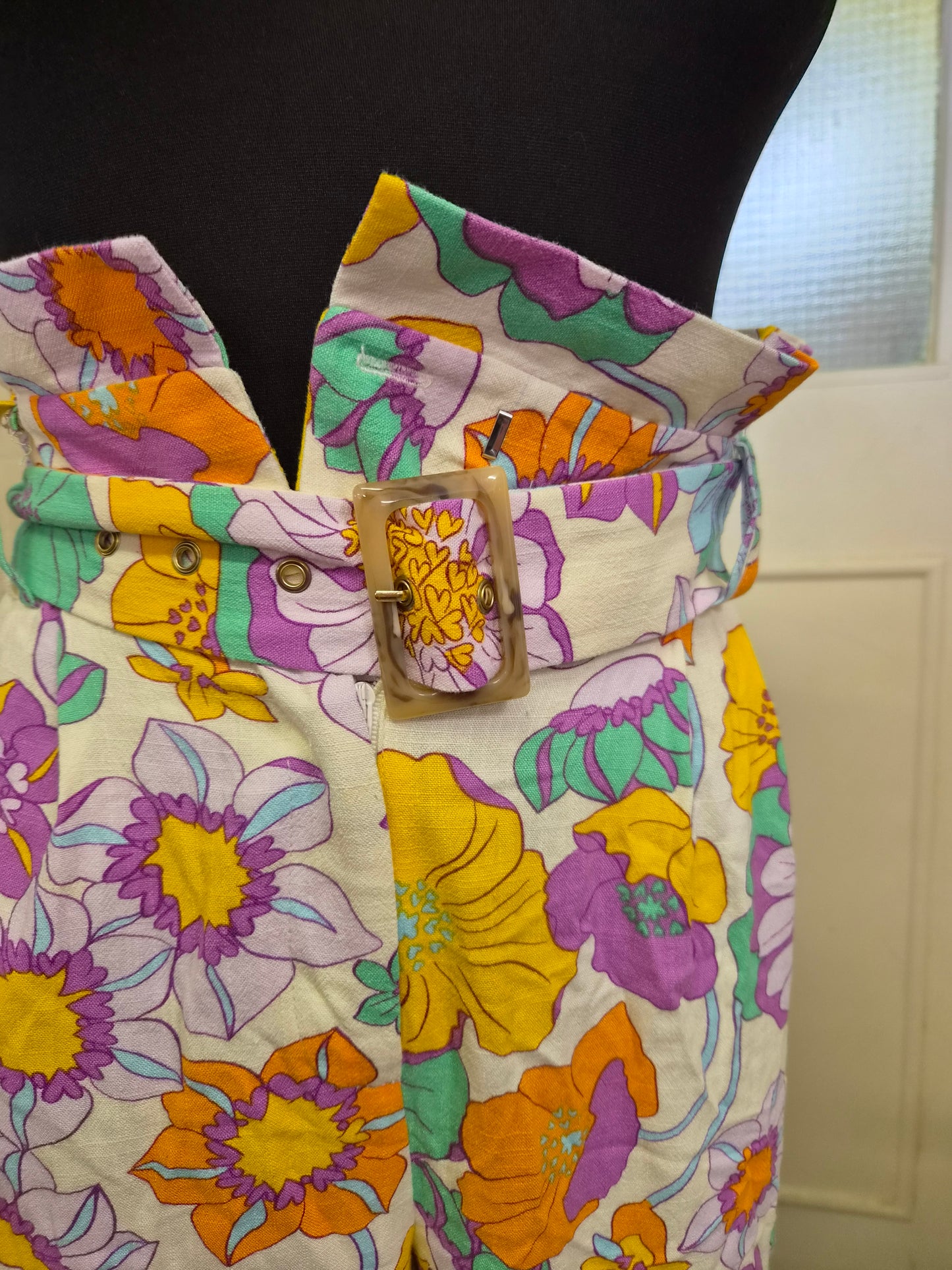 ASOS DESIGN Oversized, Floral, Printed Paperbag Waist, Wide Leg Trouser,  with Linen, size XS (UK 4)