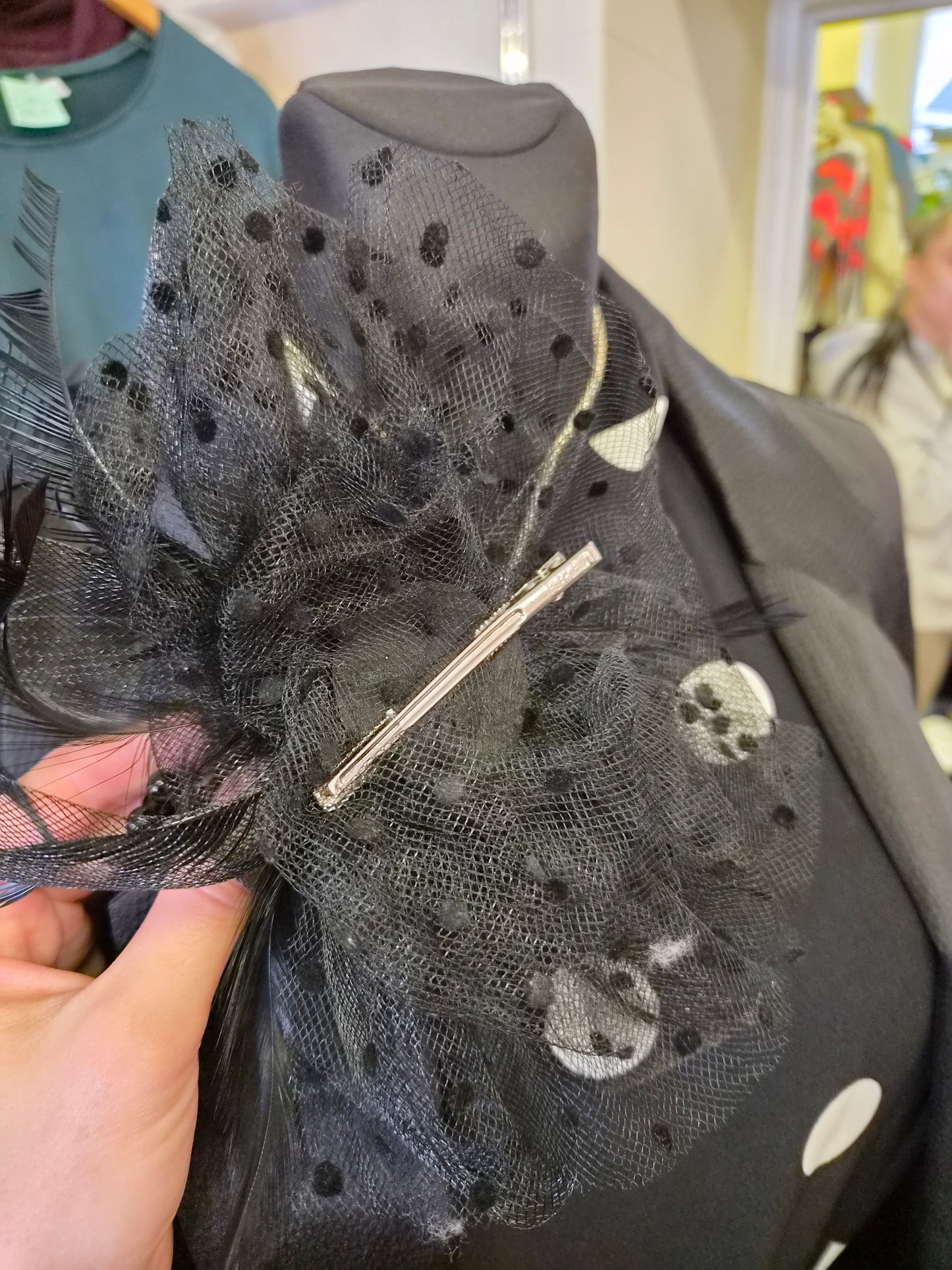 Black, tulle/flower headpiece