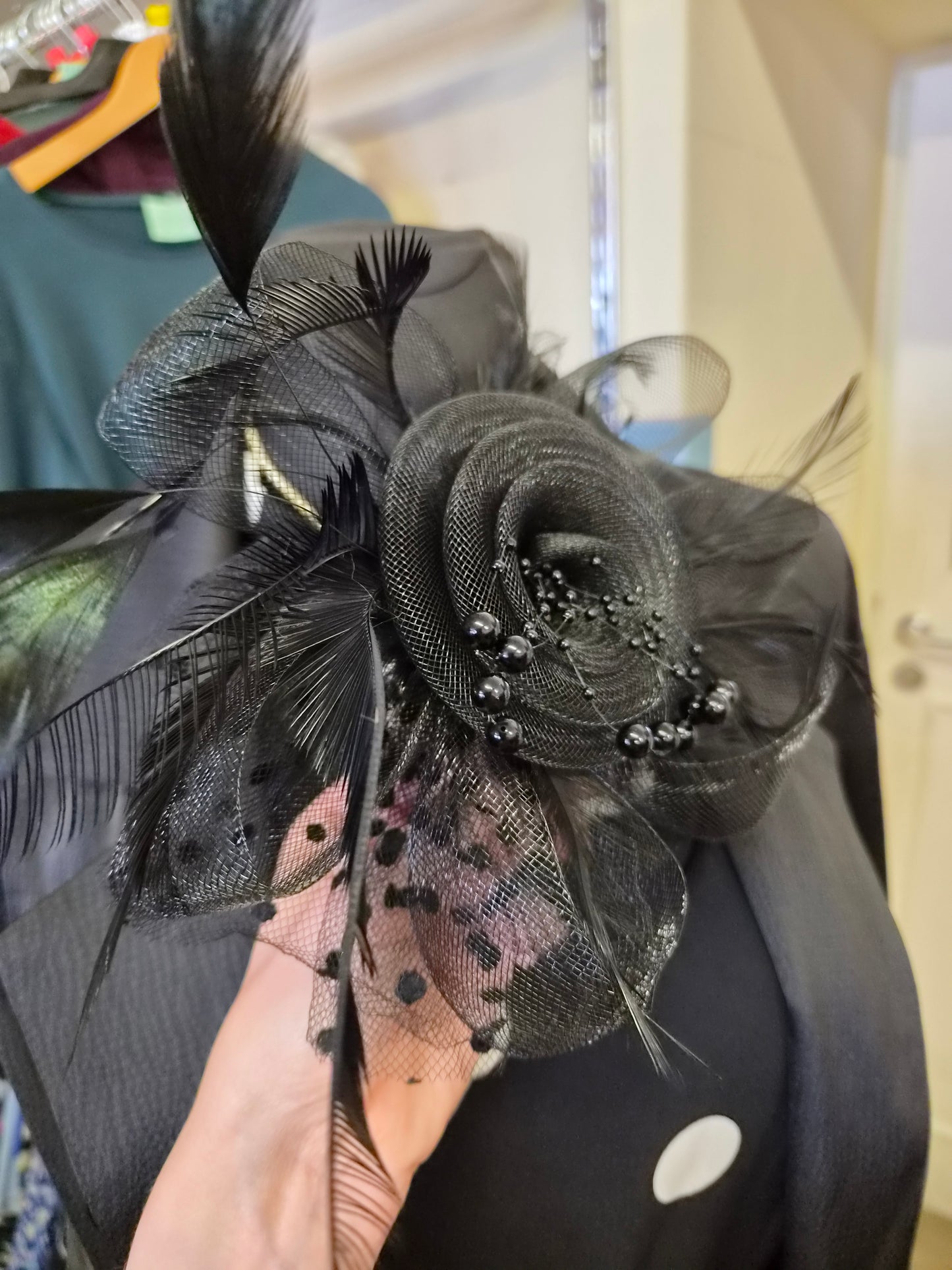 Black, tulle/flower headpiece