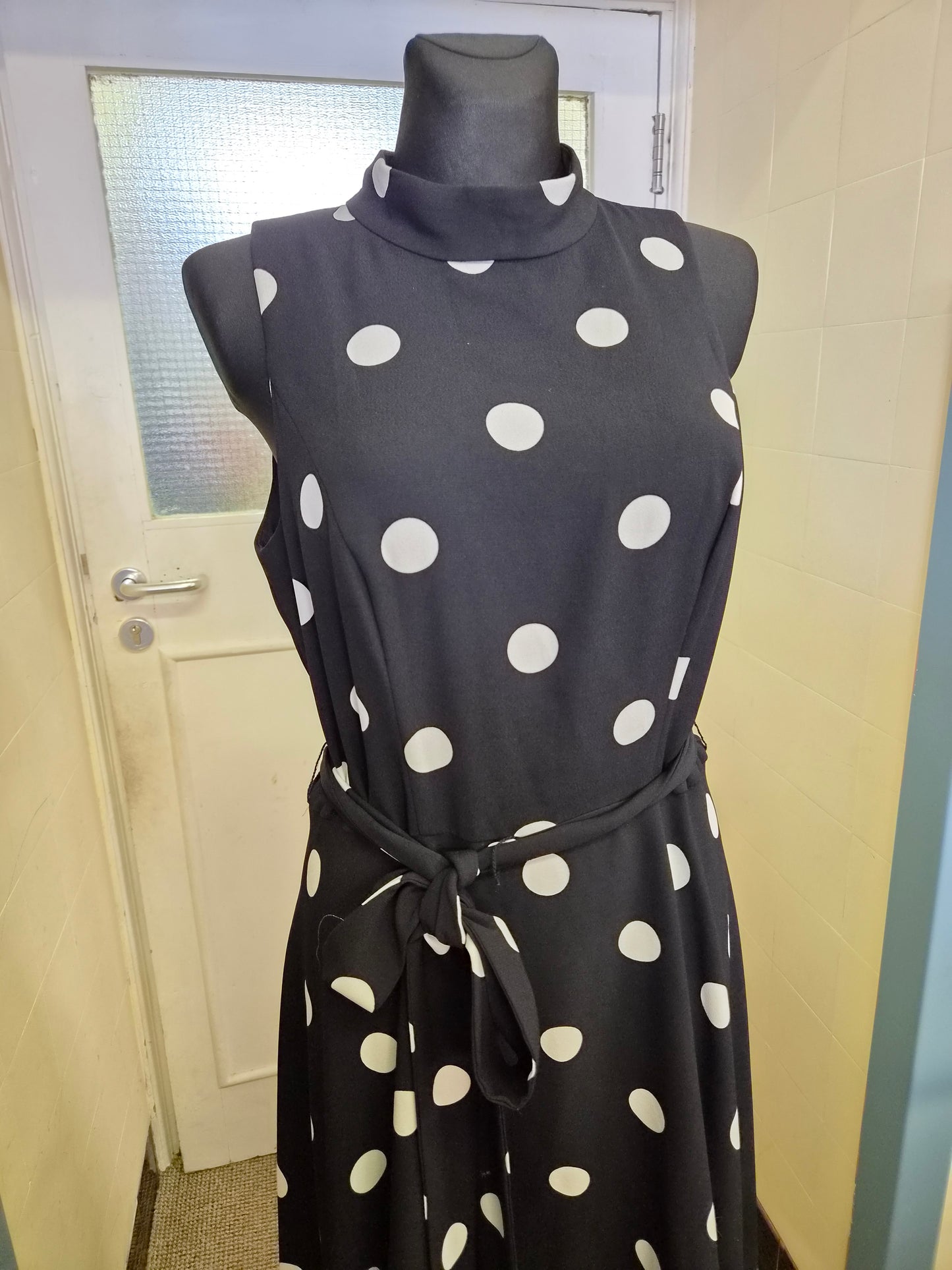 SLNY, mock neck, polka dot, midi dress, size 10