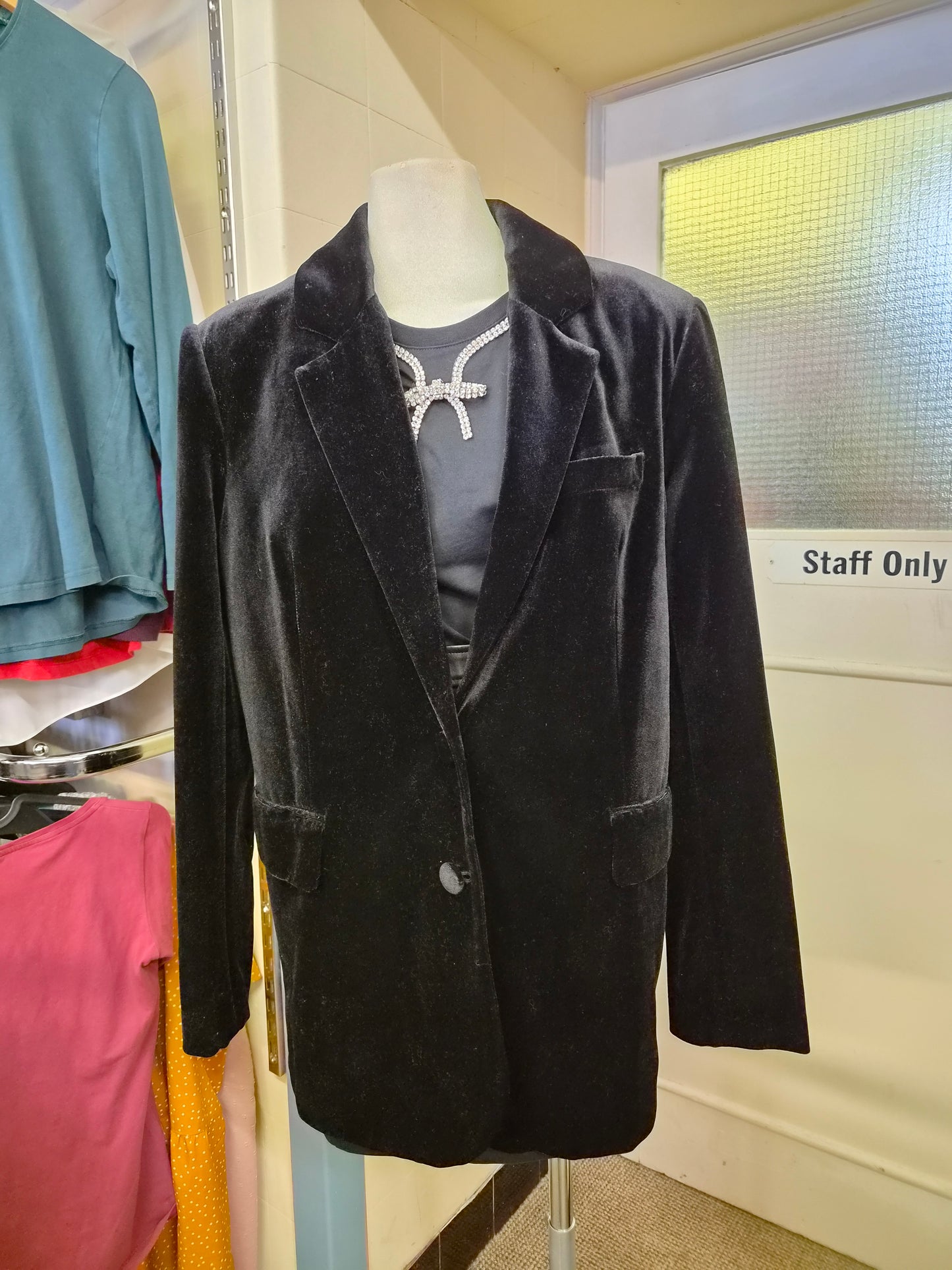 Gallery, black velvet single-breasted blazer, size 12