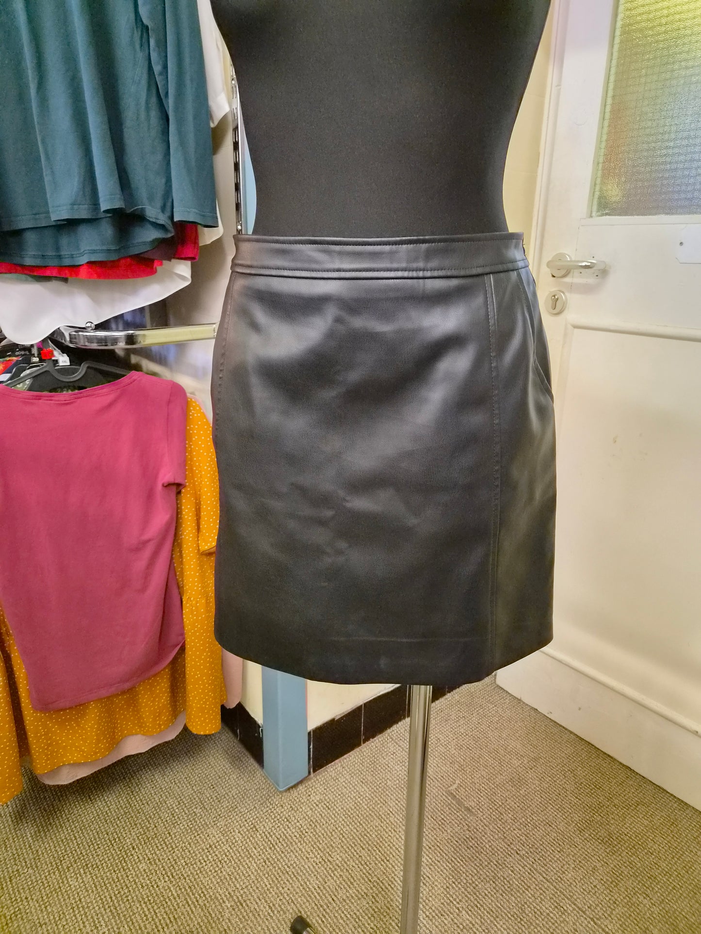 Dunnes, faux leather, mini skirt, size S