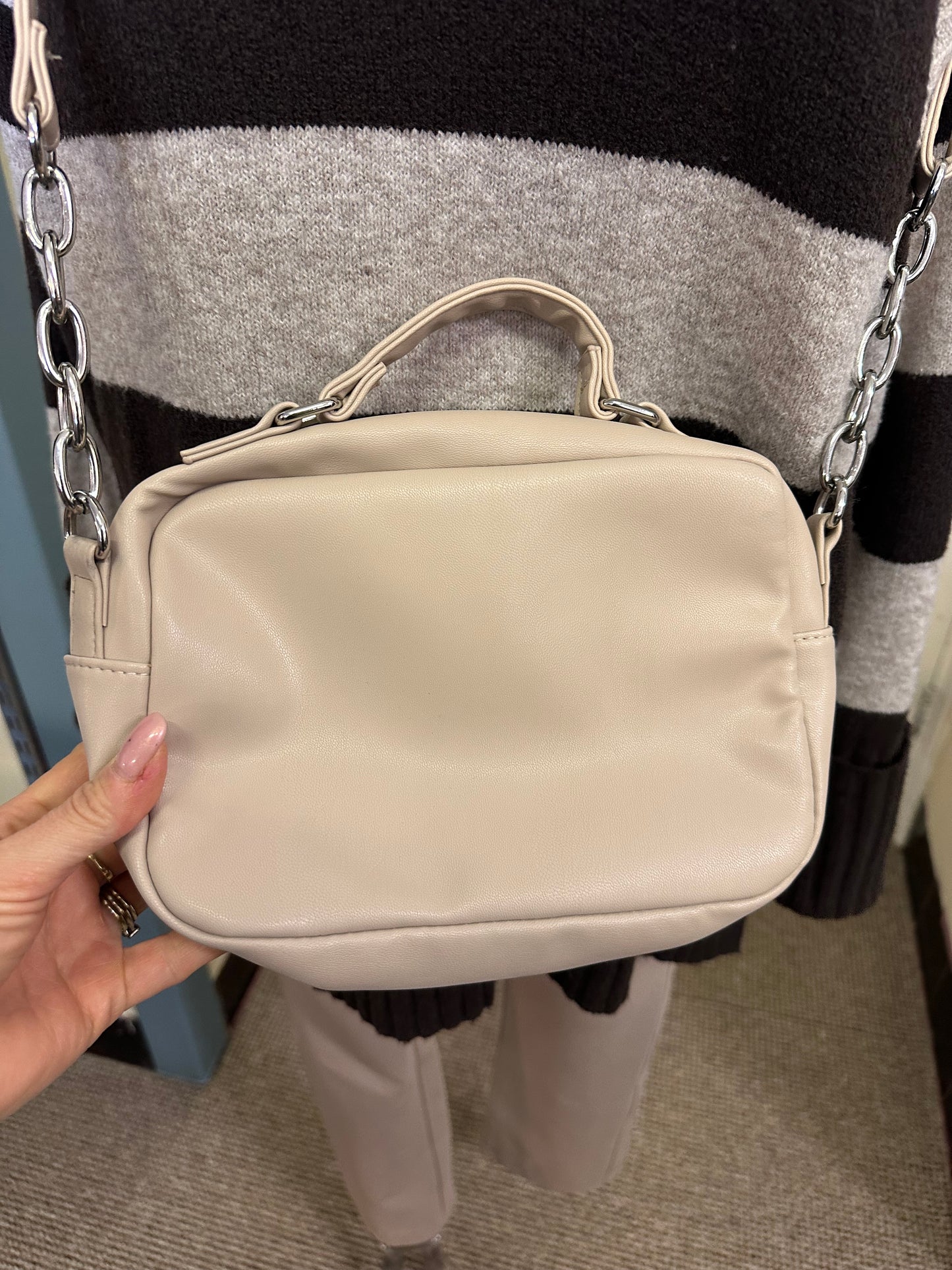 Primark Cream Quilted Crossbody Bag