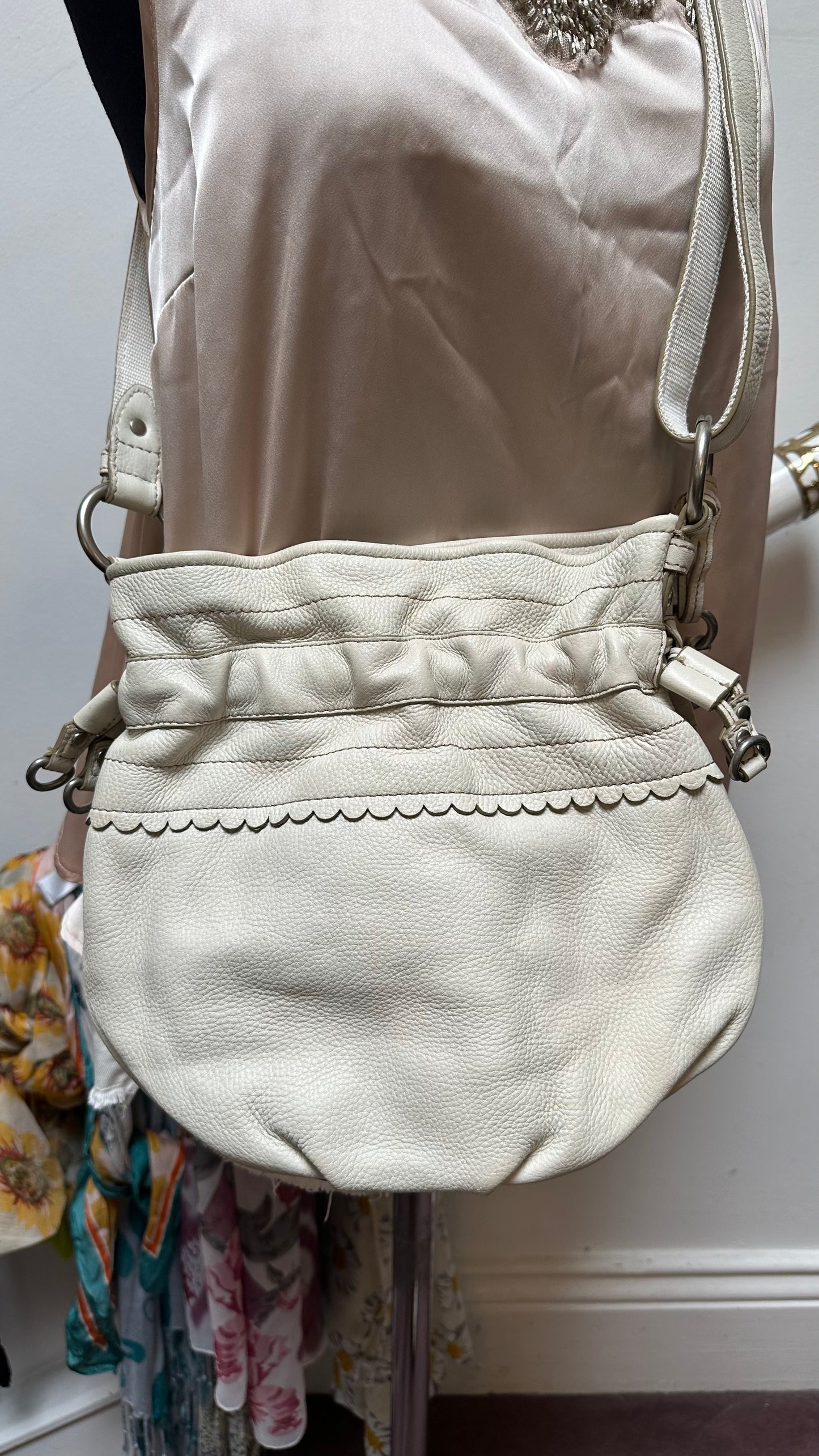 Vintage Fossil Leather Bag in Great Condition