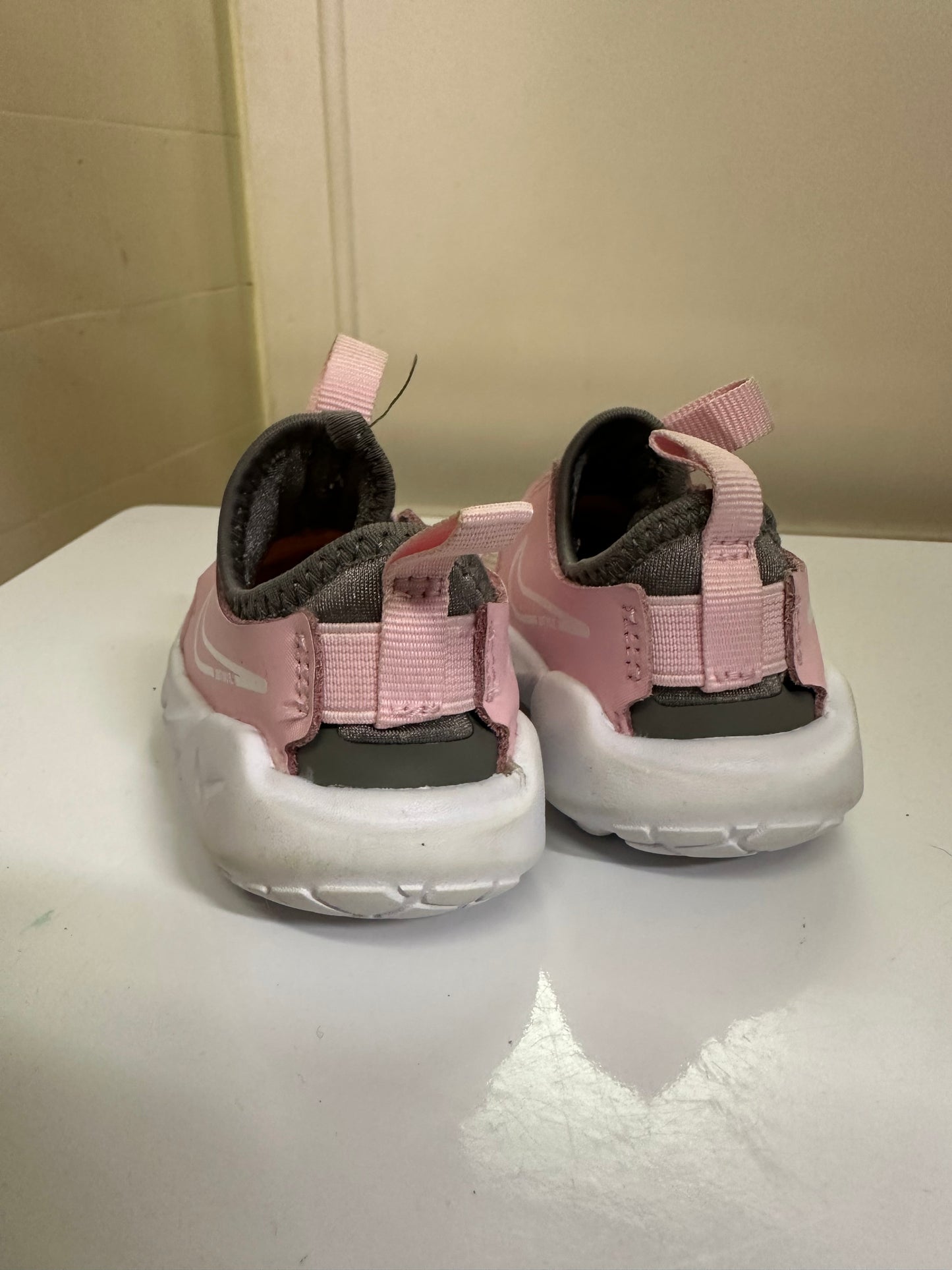 Nike Toddler Runners, Size 3.5 (EU 19.5), As New