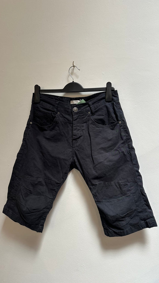 883 Police Black Denim Shorts Waist 30” Size S