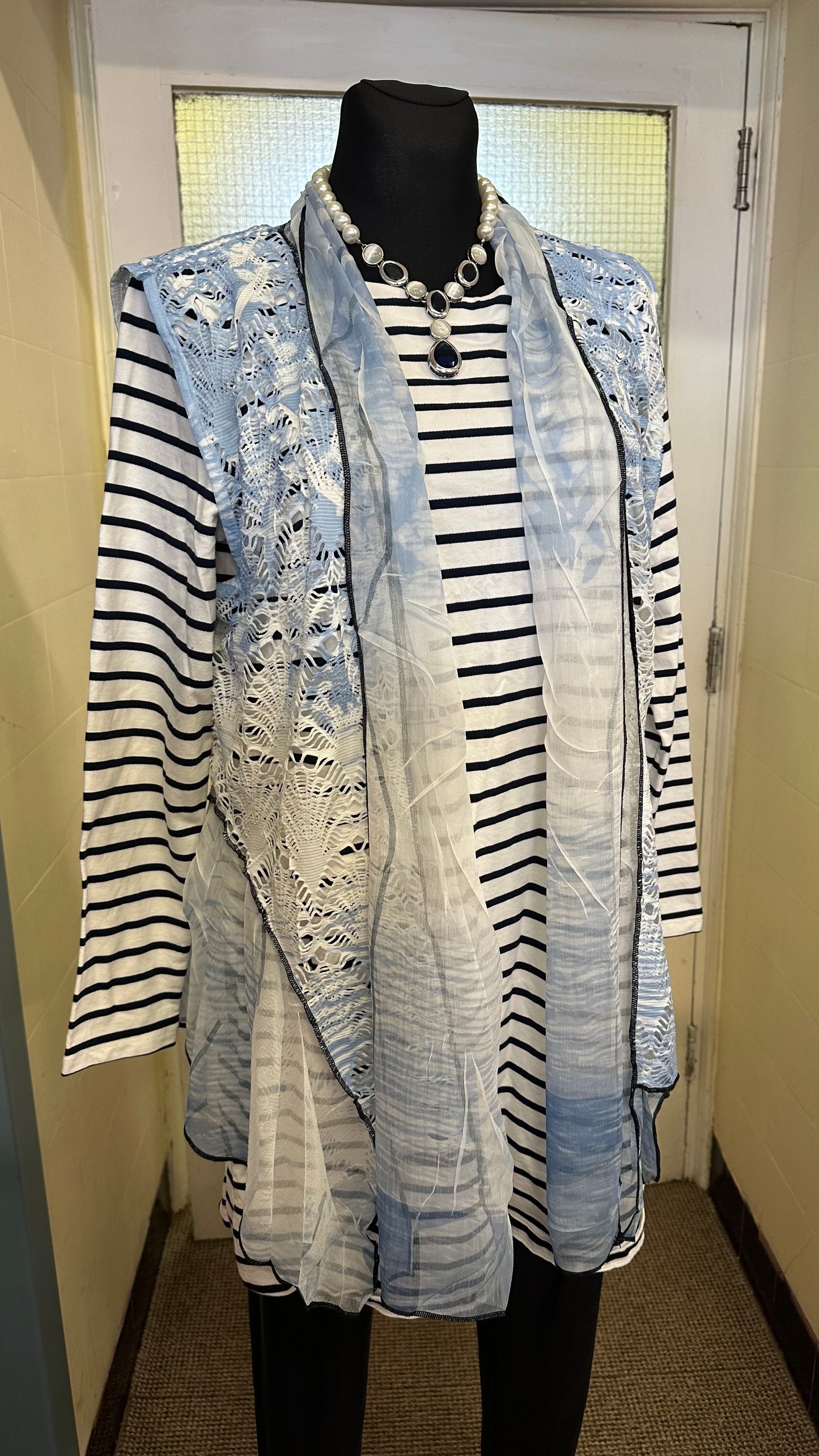 Reeves Light Open Vest Size S but big fitting