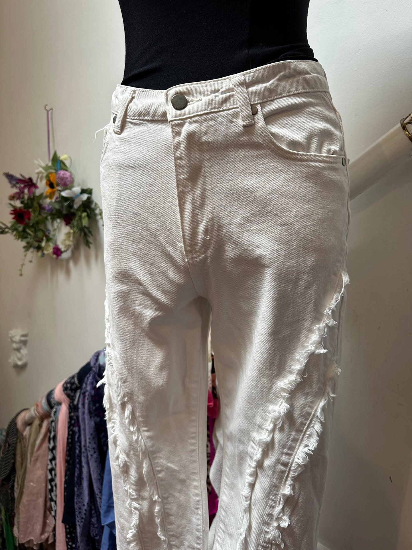 Pretty Little Thing White Fringe Jeans 100% Cotton Size 8