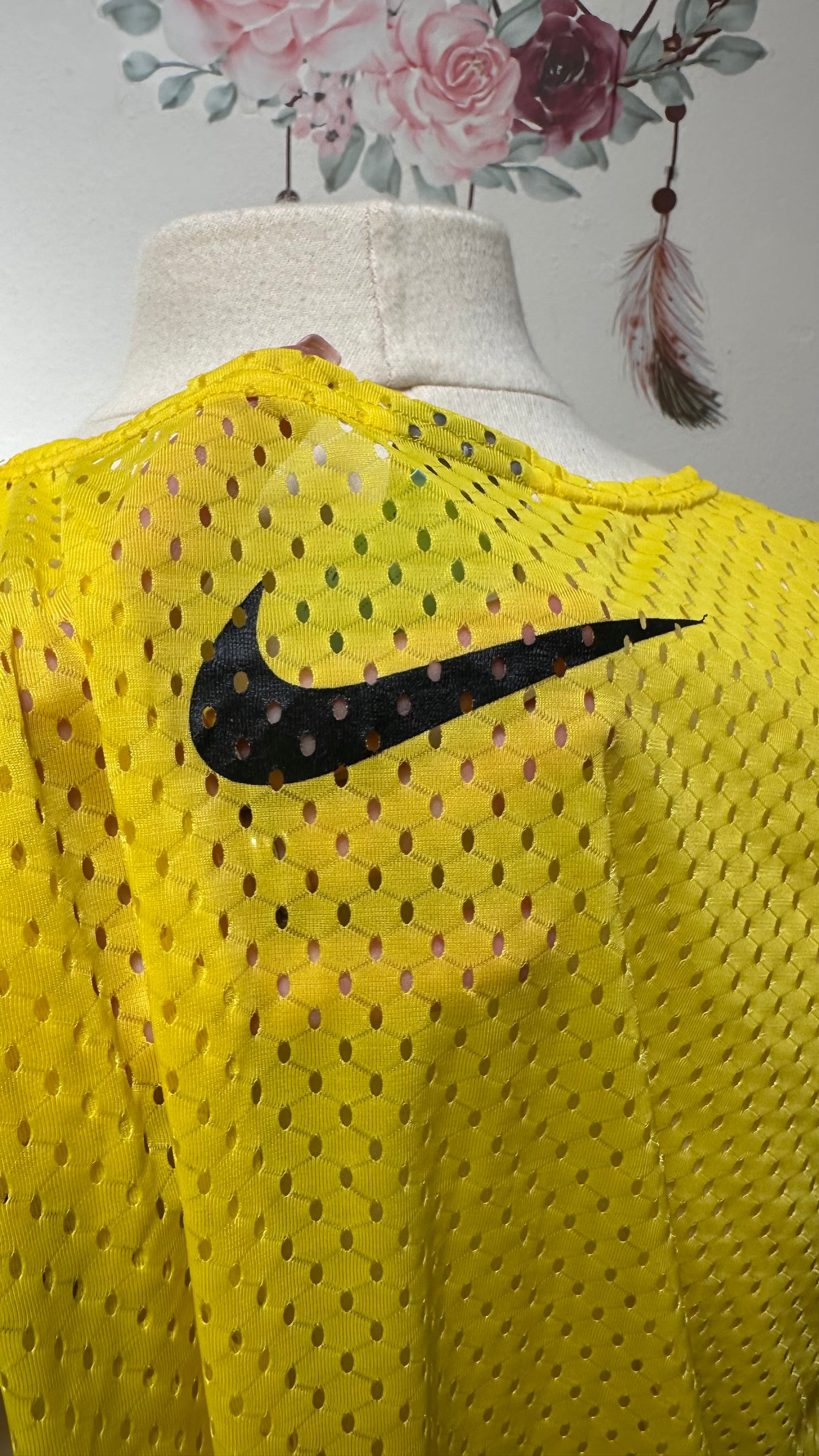 Nike Yellow Training Bob Size L/XL