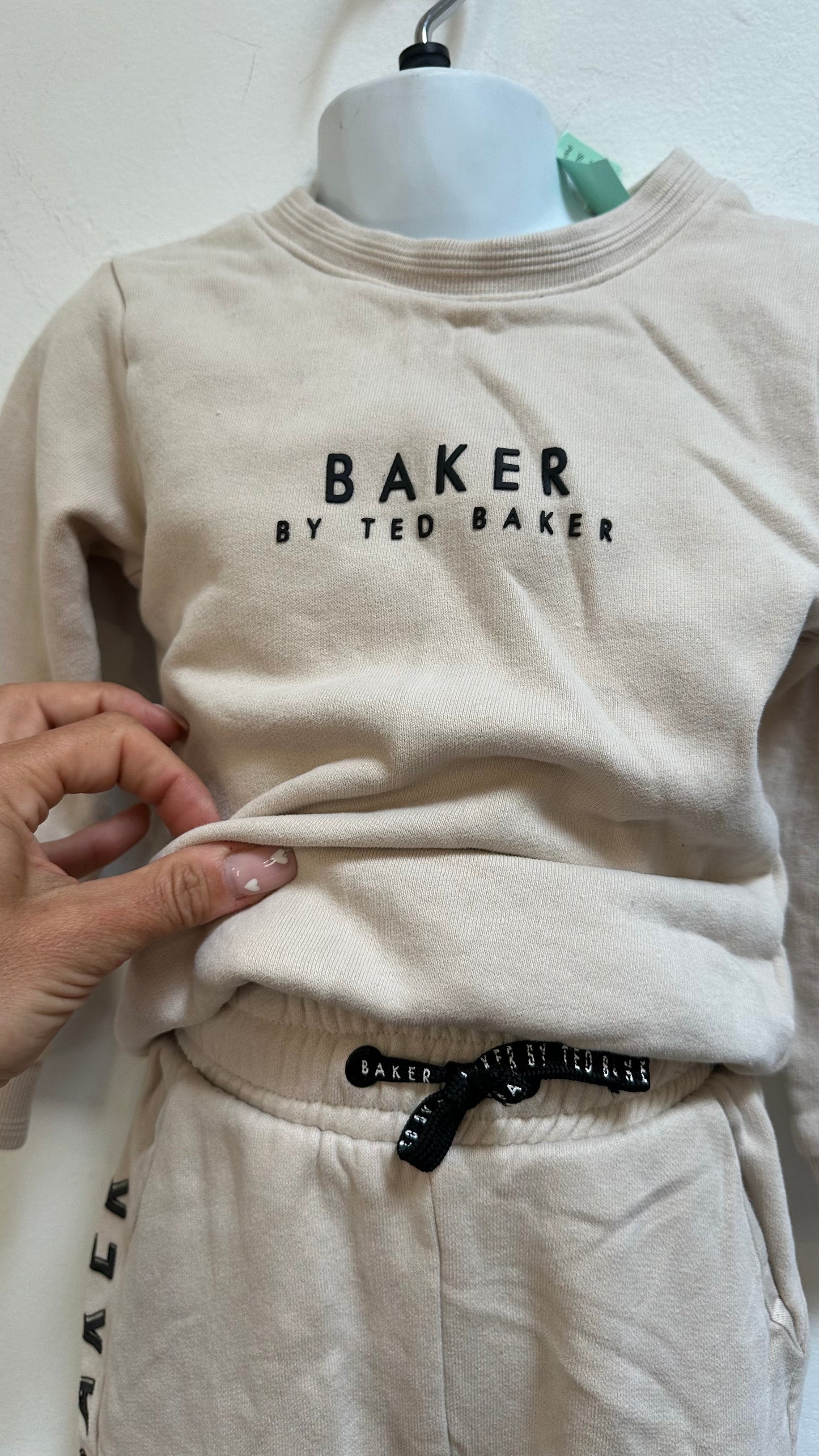 Designer Ted Baker Tracksuit Age 2-3 98% Cotton