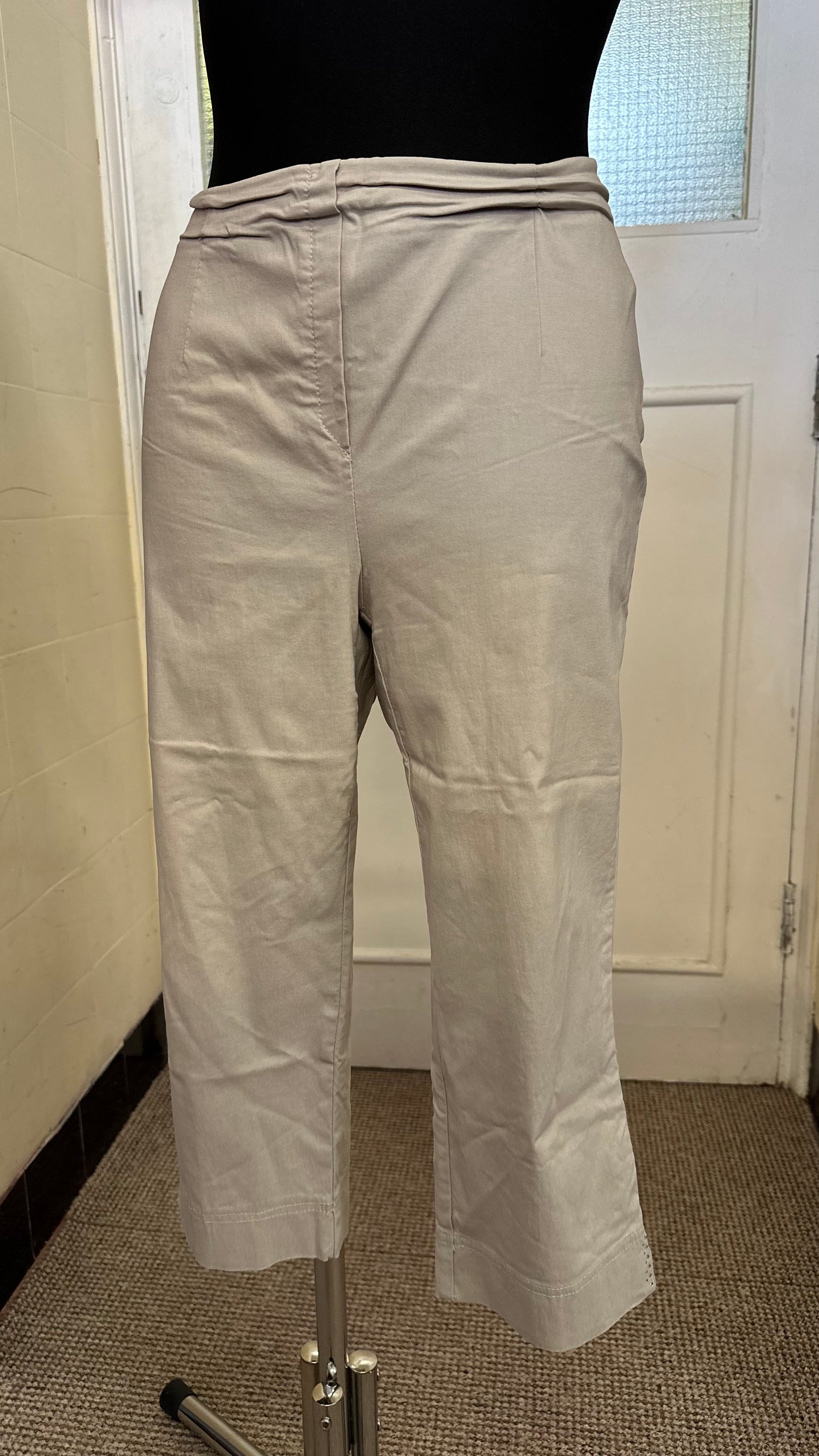 Magic Shape Stretchy Trousers Size 14/16
