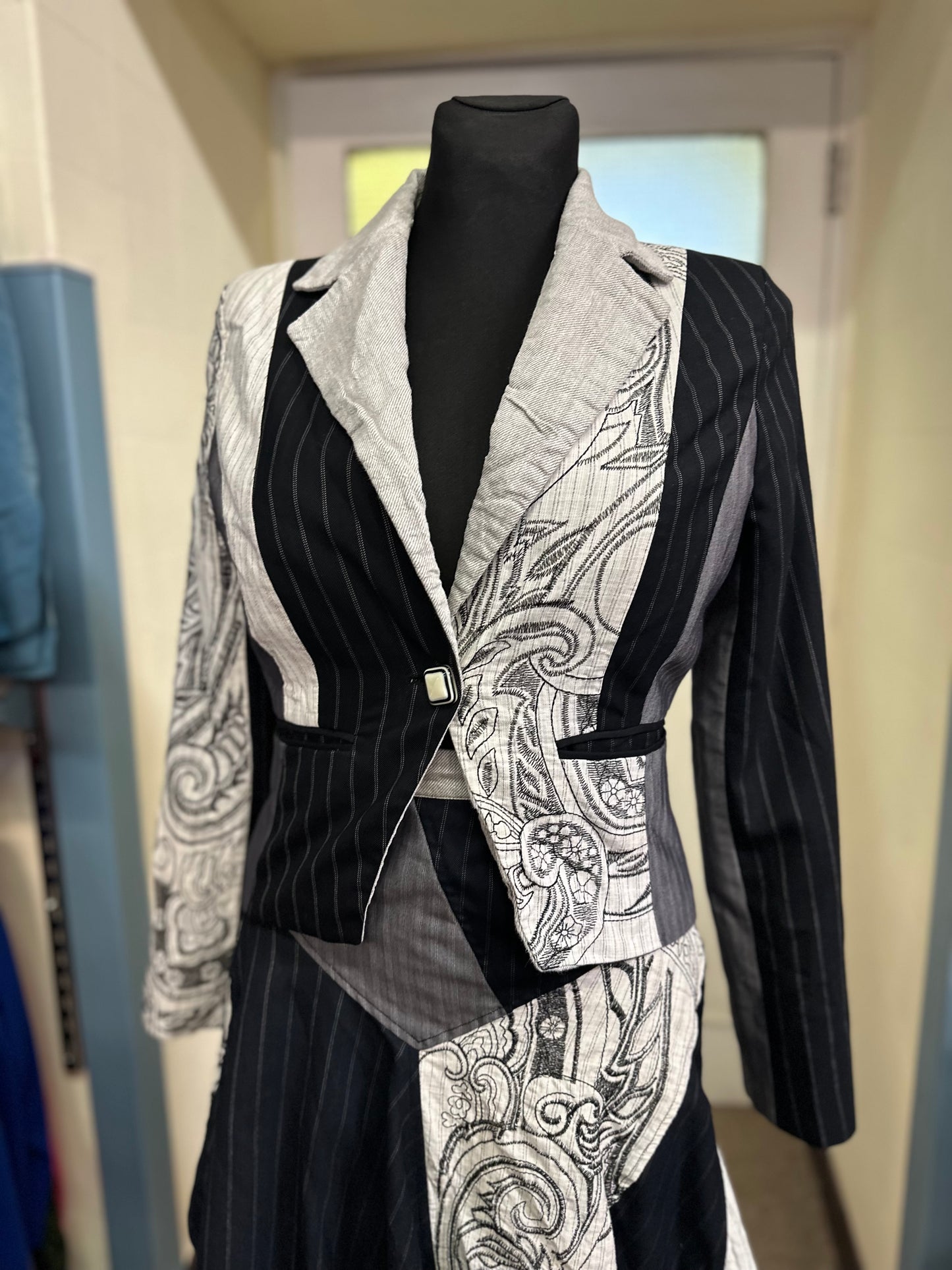 Designer St Martins Blazer Size S (matching skirt Size M available)
