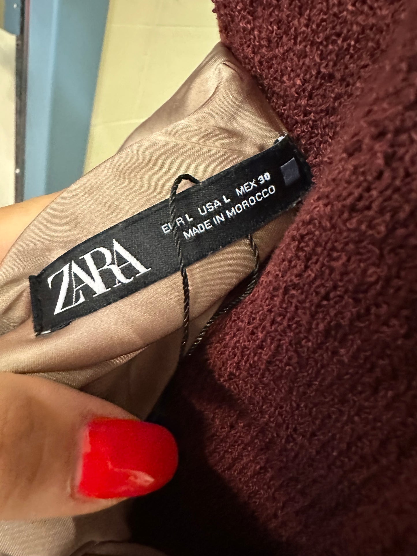 Zara Satin Skirt Size L (Small Fitting)