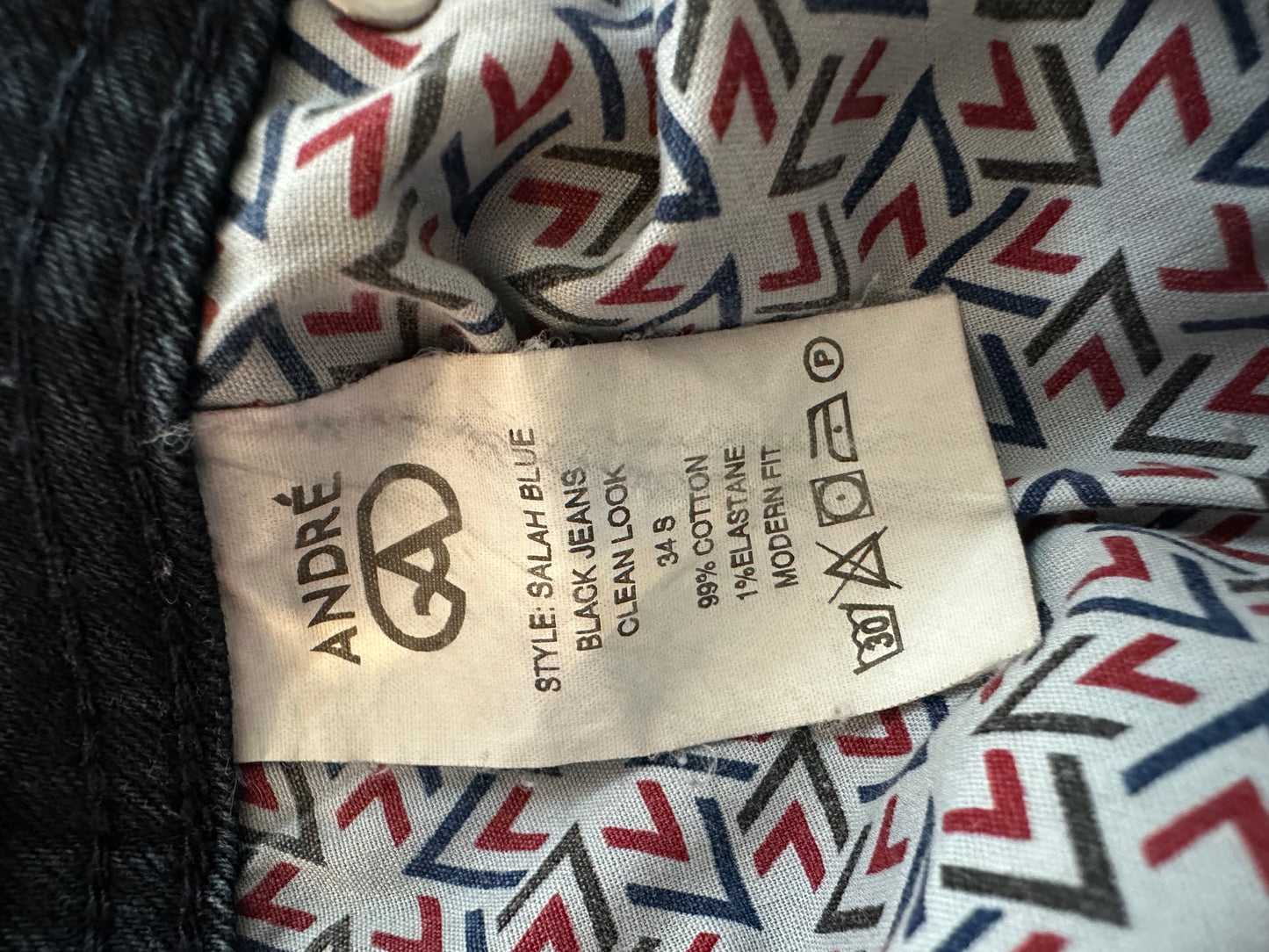 Andre Stretchy Jeans Size 34S
