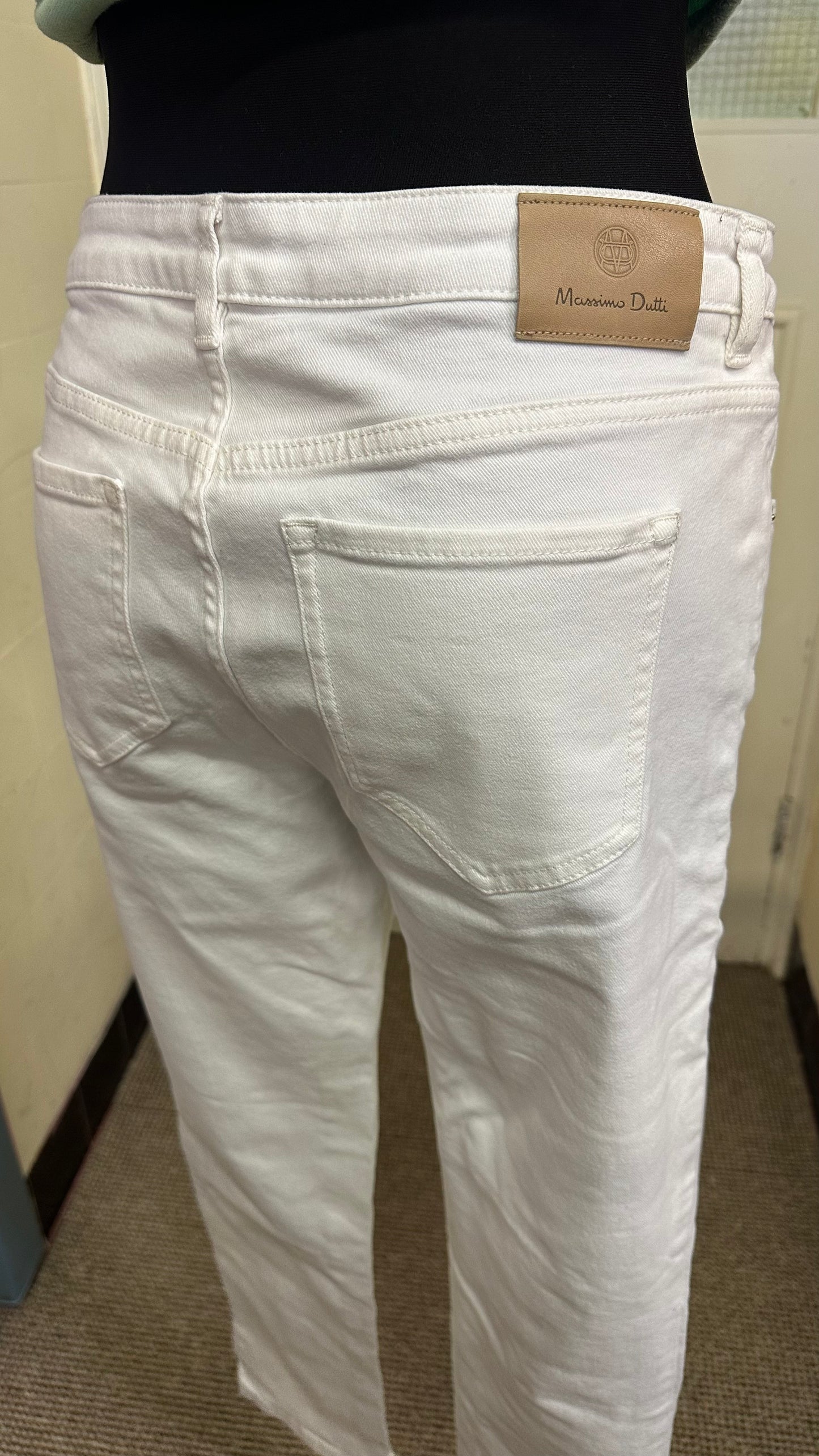 Designer Massimo Dutti White Jeans Size 12