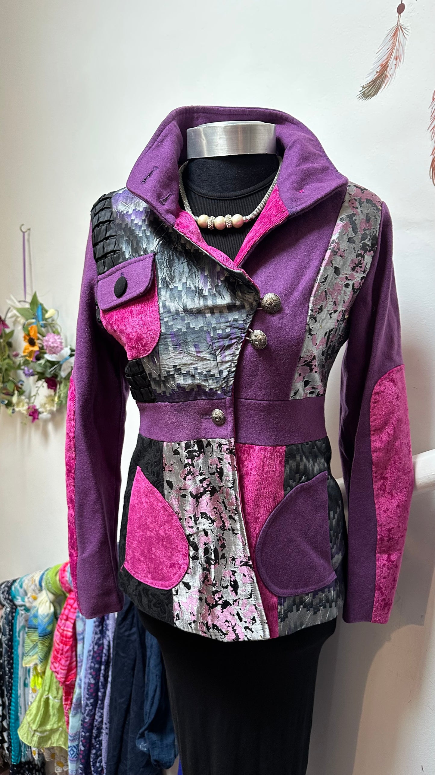 Stunning Blazer Size S