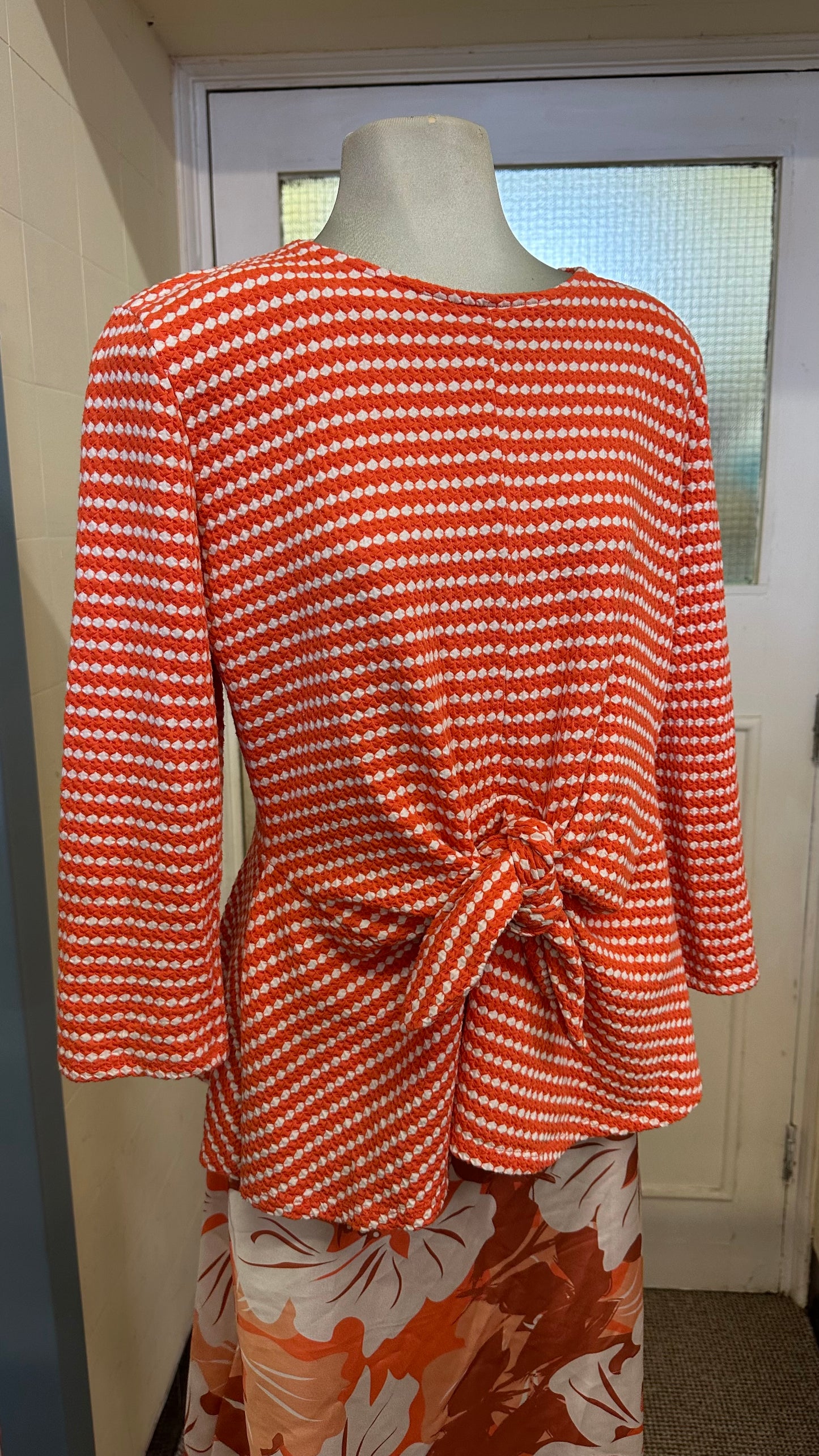 Savida Orange Knotted Top Size L