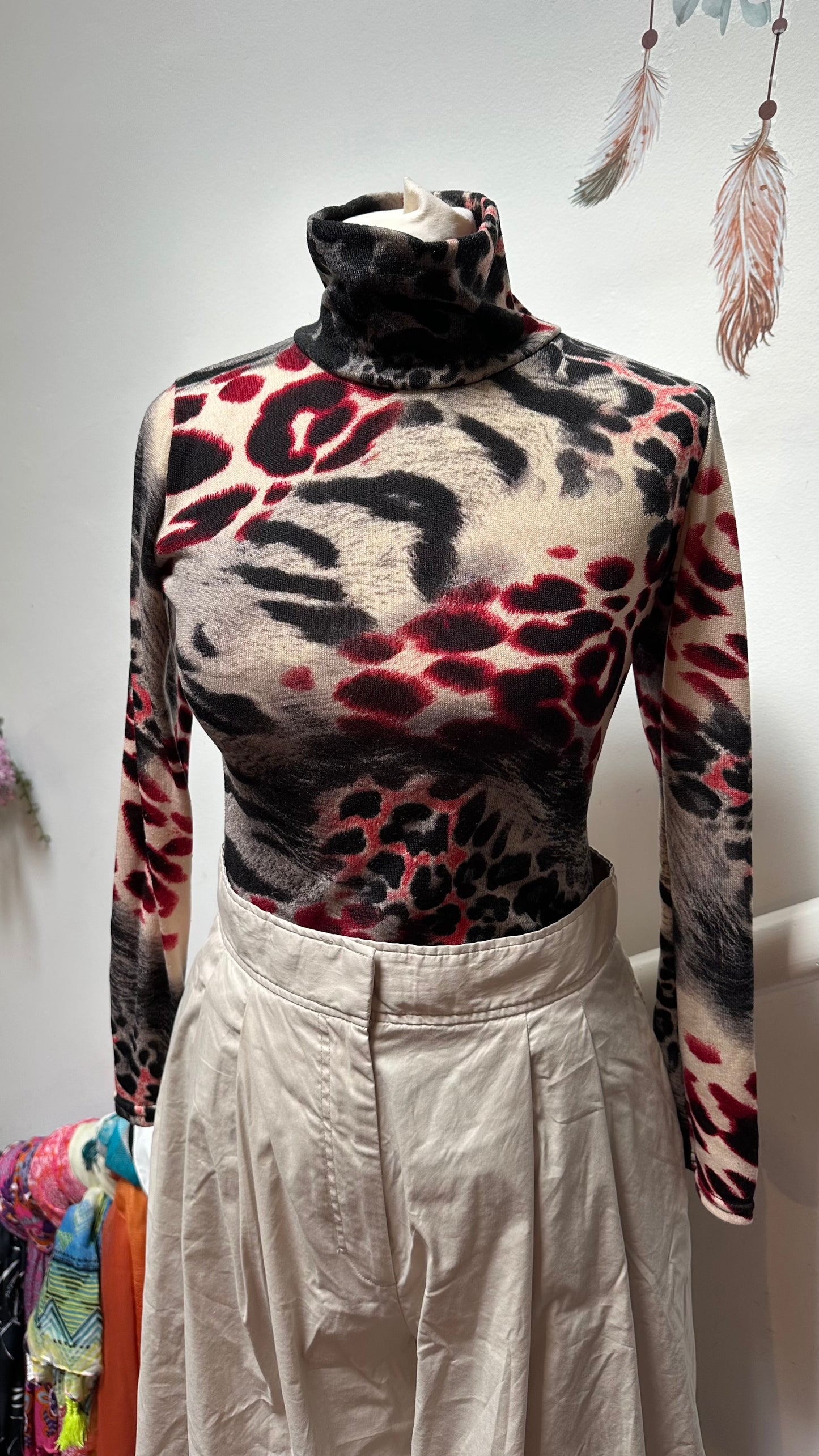 J’aime La Vie High Neck Top Size S
