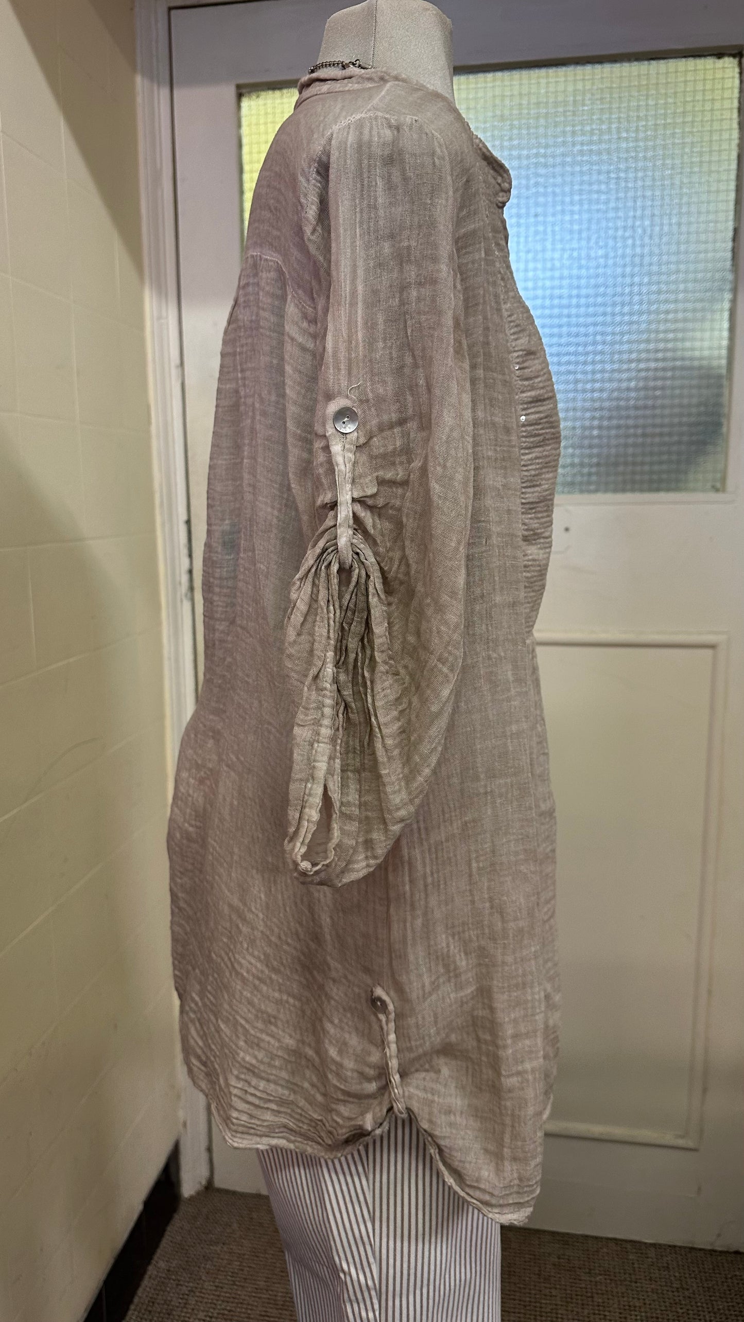 Beige Sparkle Tunic 97% Cotton Size 22 (missing 1 Button) but small fitting