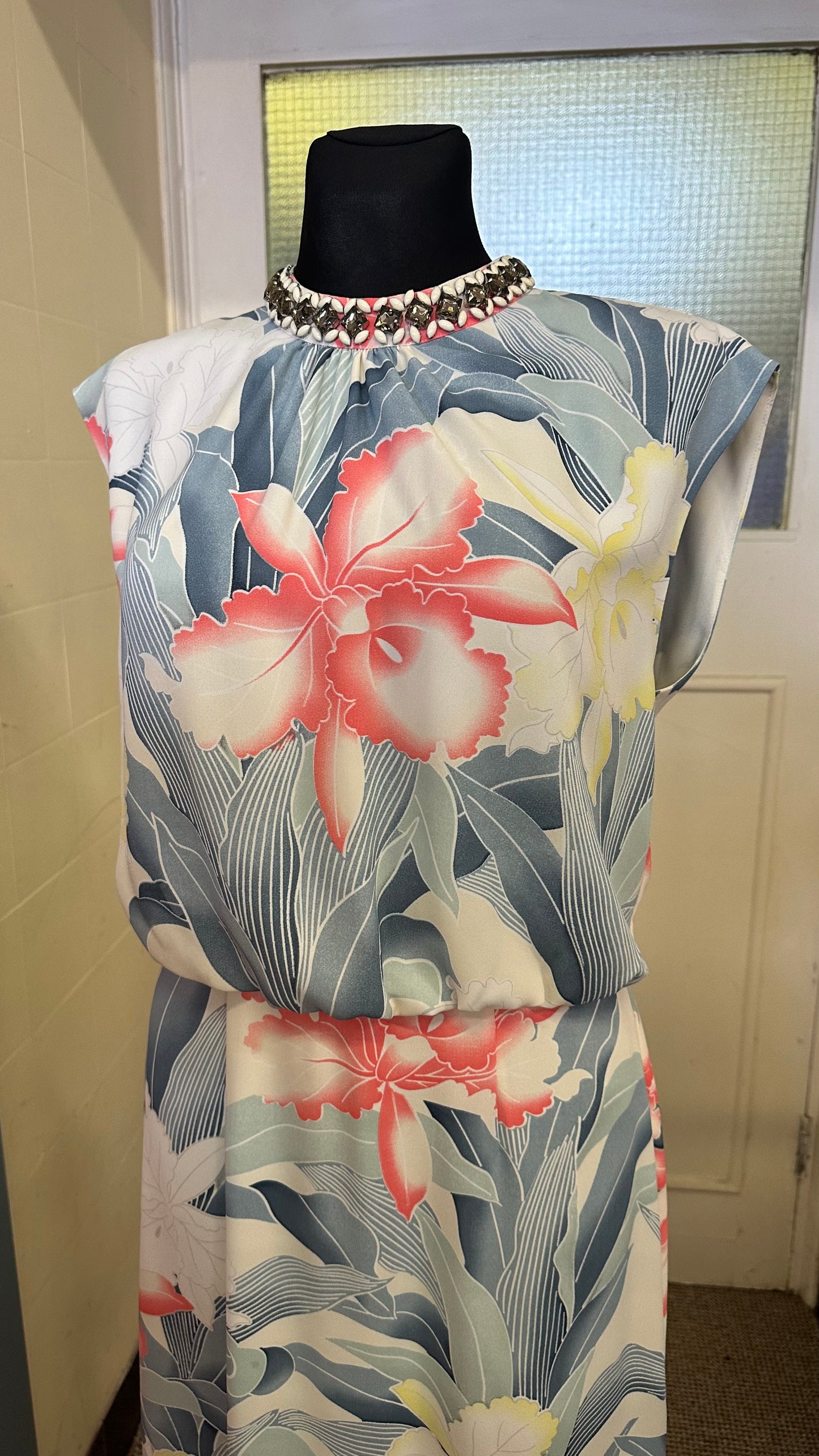 Oasis Pastel Floral Dress Size 12