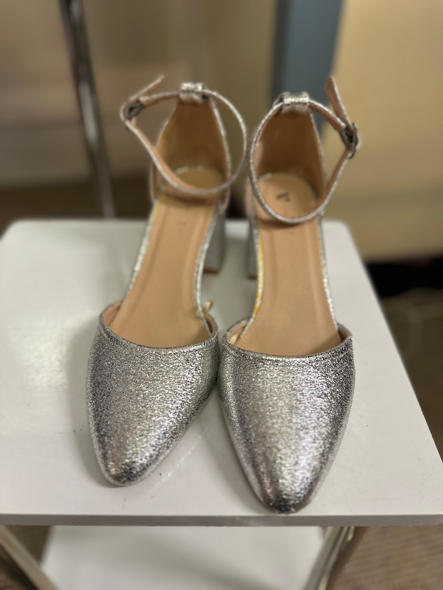 Very Silver Sparkle Block Heel Shie Size 5