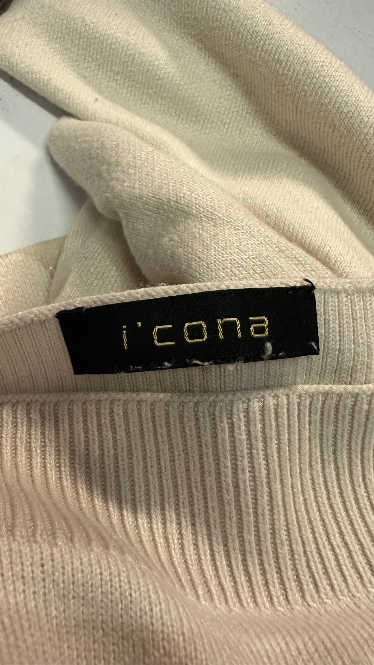 Ikona Nude Sweater Best Fit Size M