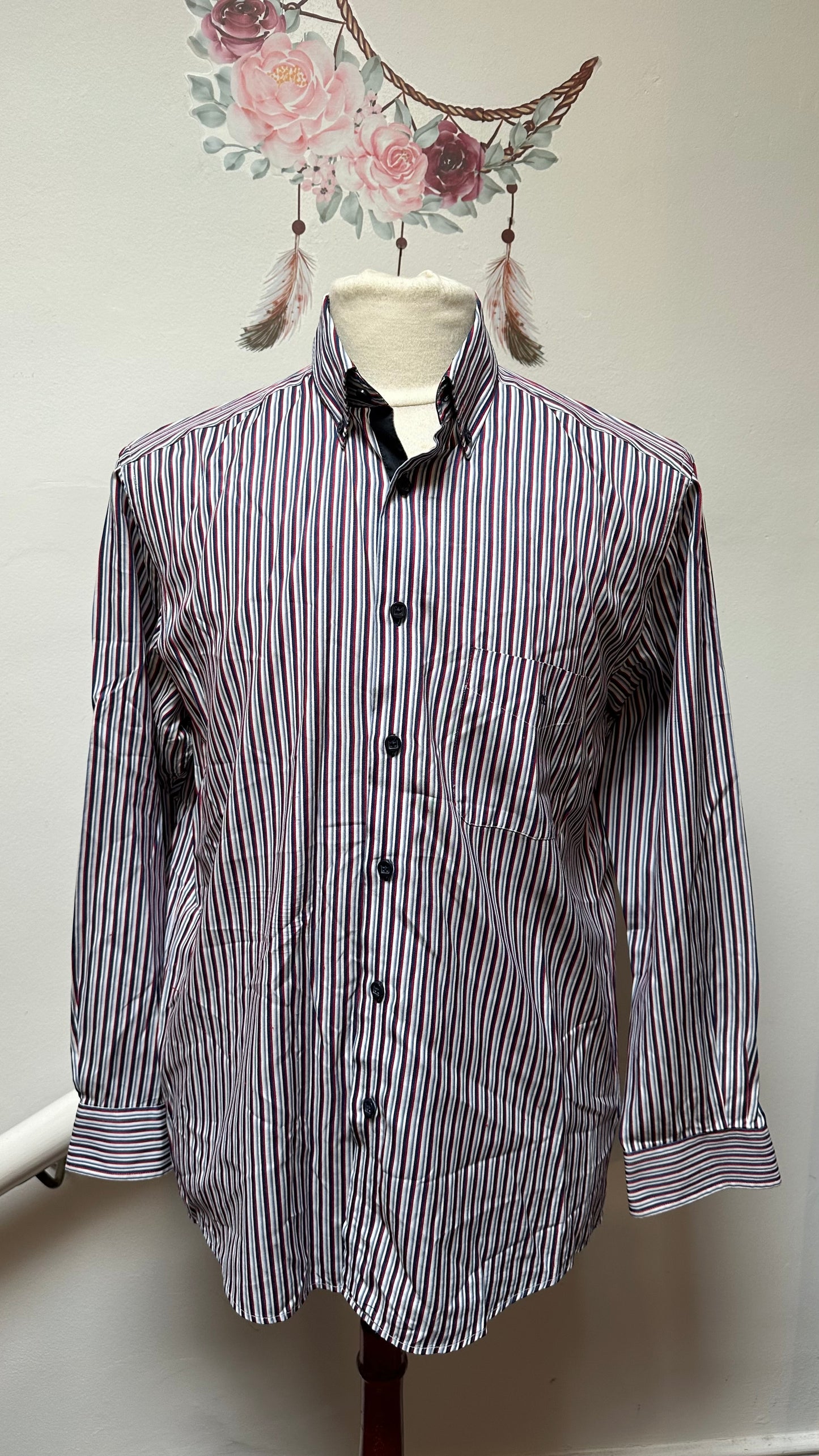 Drifter Stripped Shirt Size L