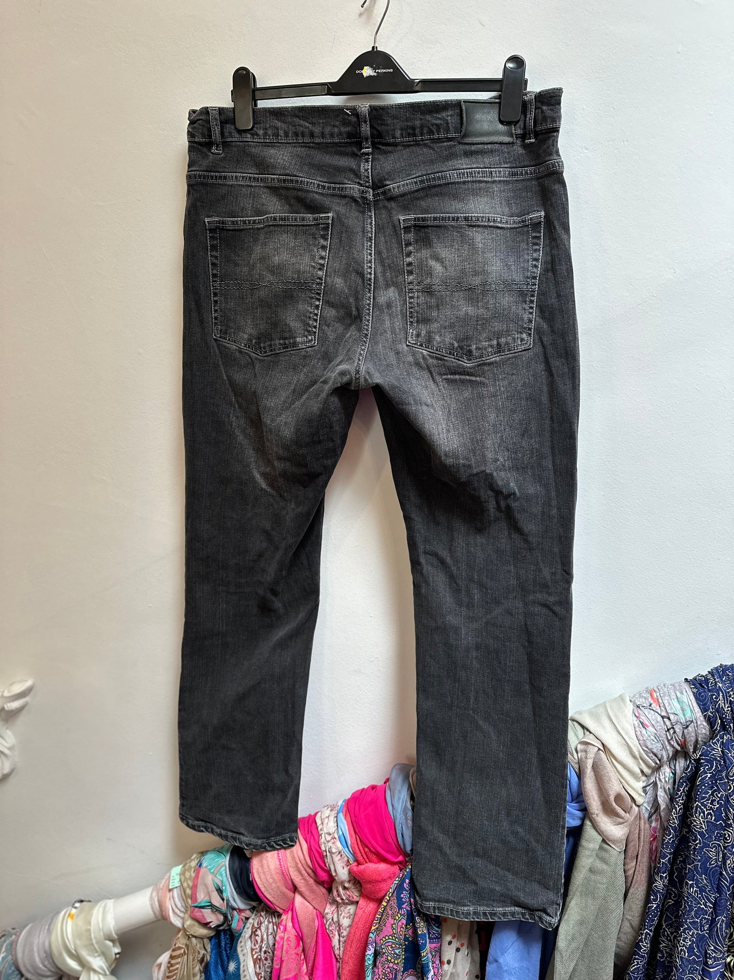 Designer Gant Jeans Size 38/32 Leather Label on rear needs a stitch