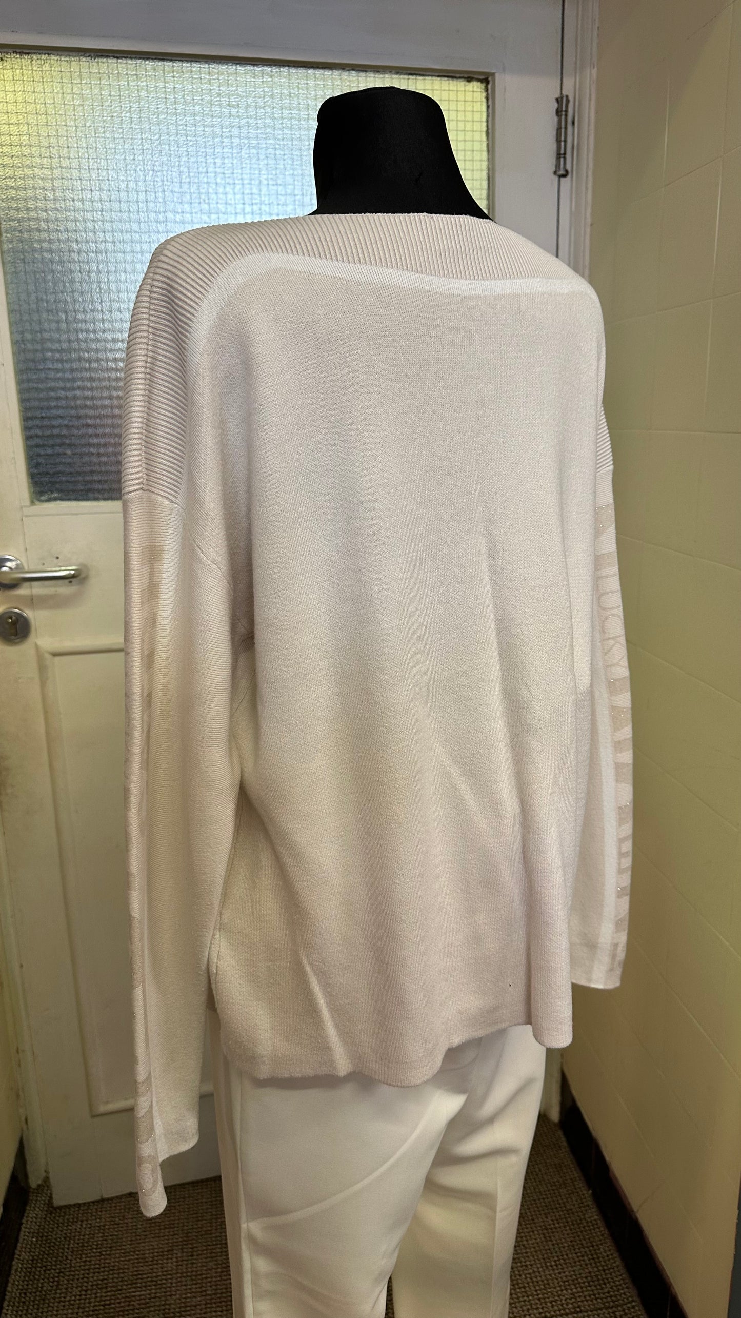 Ikona Nude Sweater Best Fit Size M