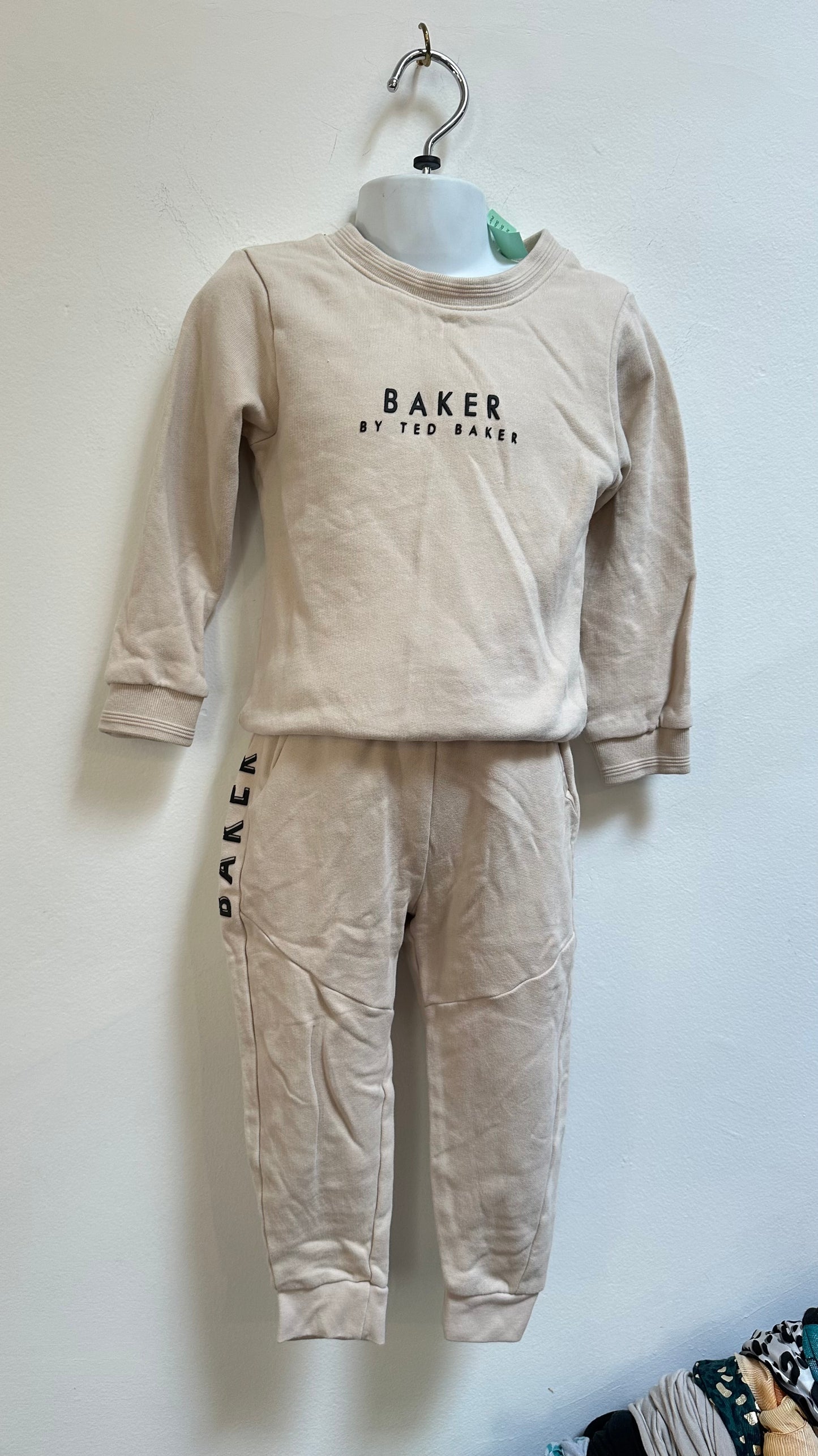 Designer Ted Baker Tracksuit Age 2-3 98% Cotton