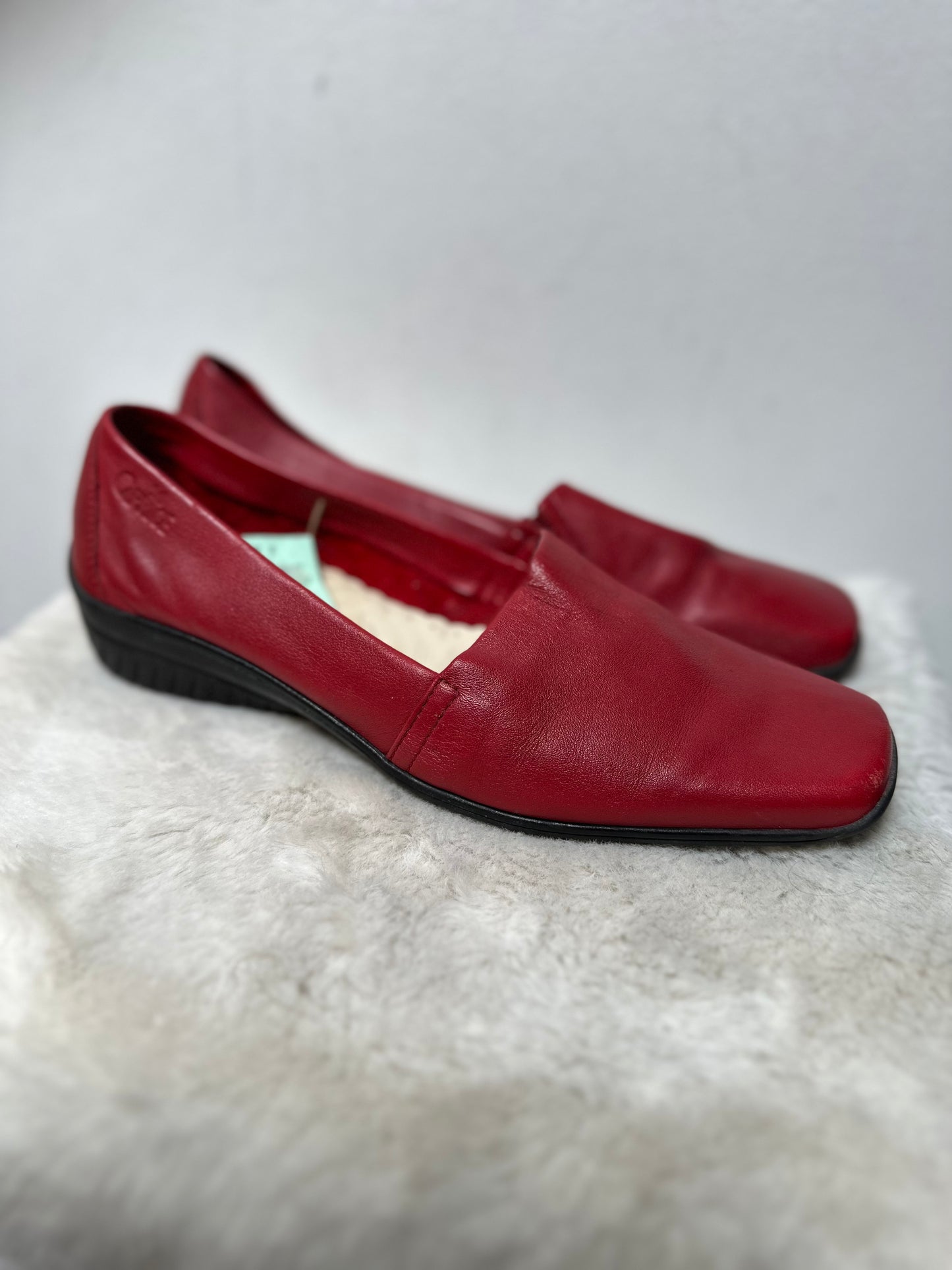 Caprice Super Soft Real Leather Red Flats, Size 5.5