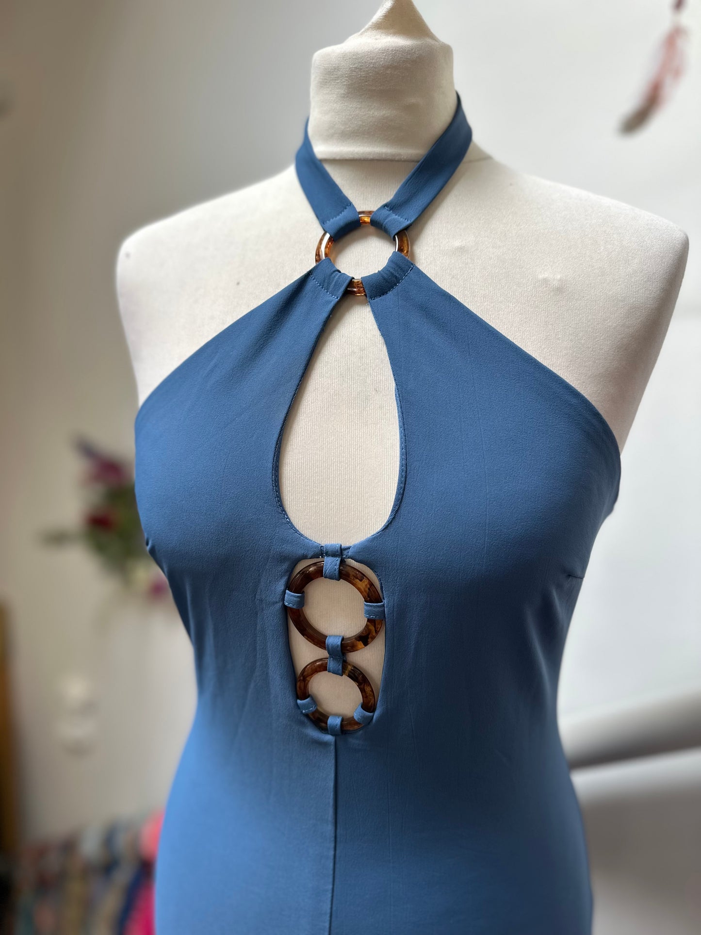 Zara Cutout Dress Size S missing 1 hook at rear of neck