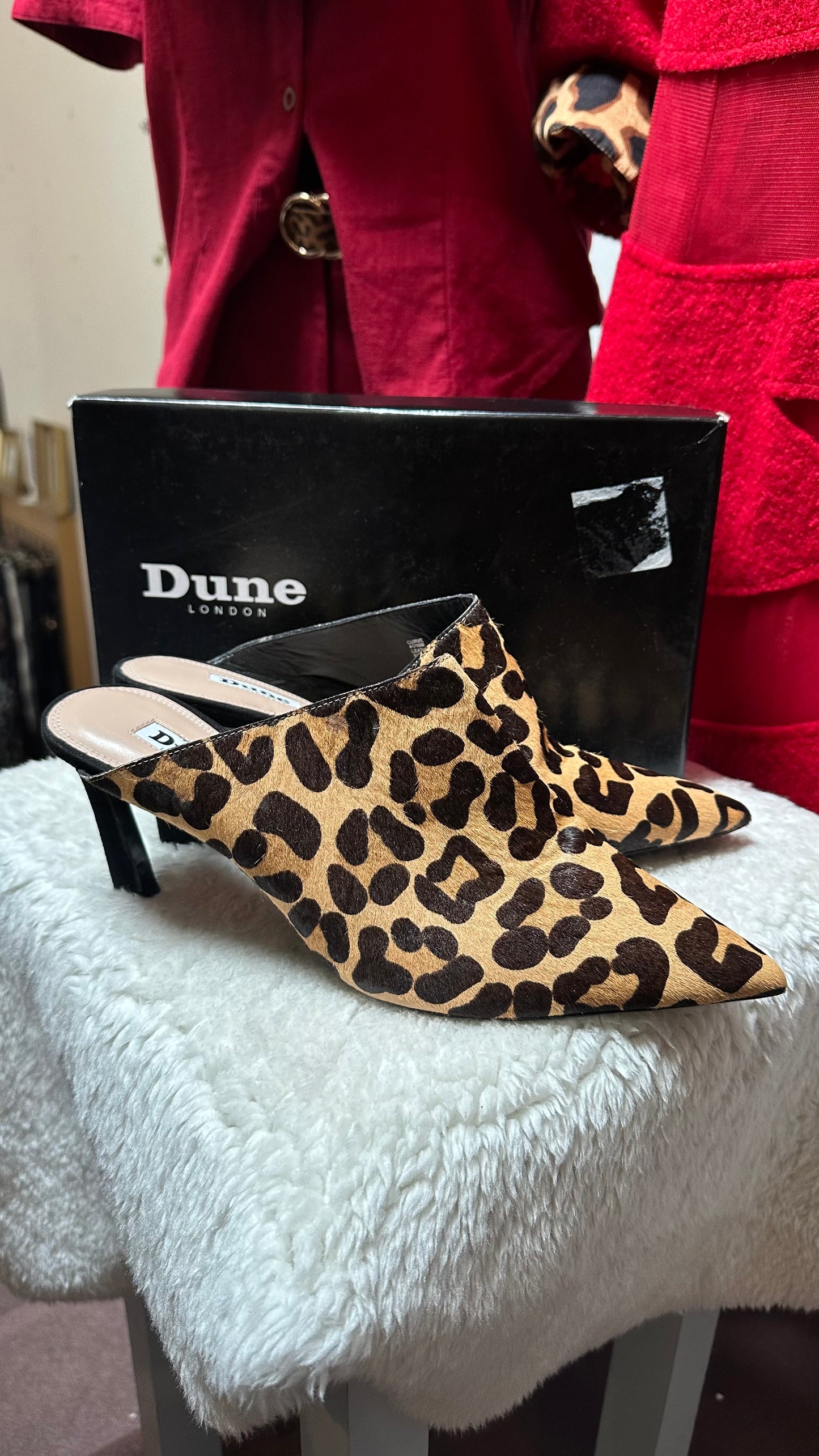 Dune Stunning Pony Mules. As New Best Fit Size 7