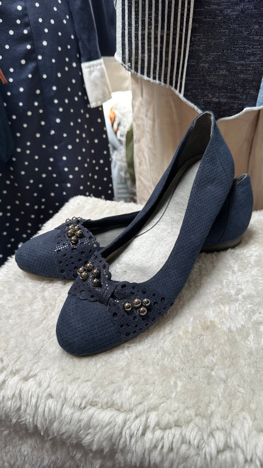 Marco Tozzi Navy Shoes with Bow Detail Size 6.5 (EU 40)