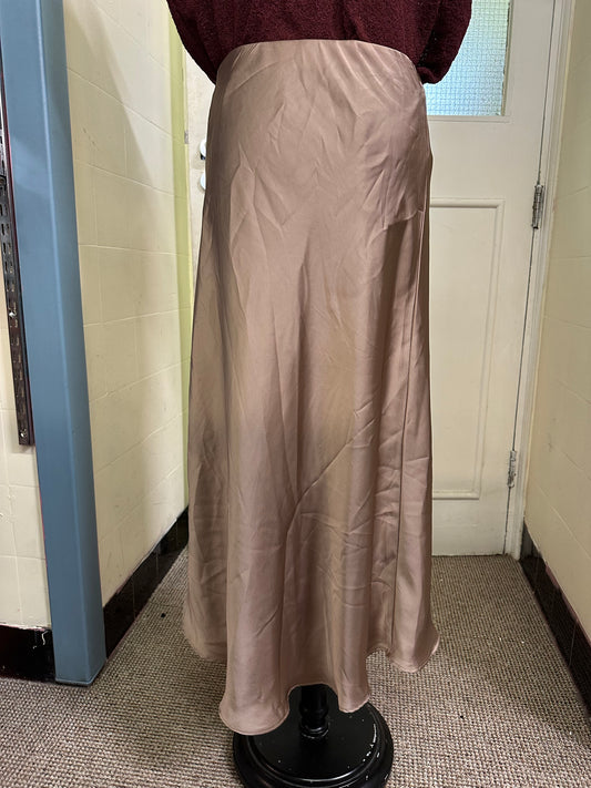 Zara Satin Skirt Size L (Small Fitting)