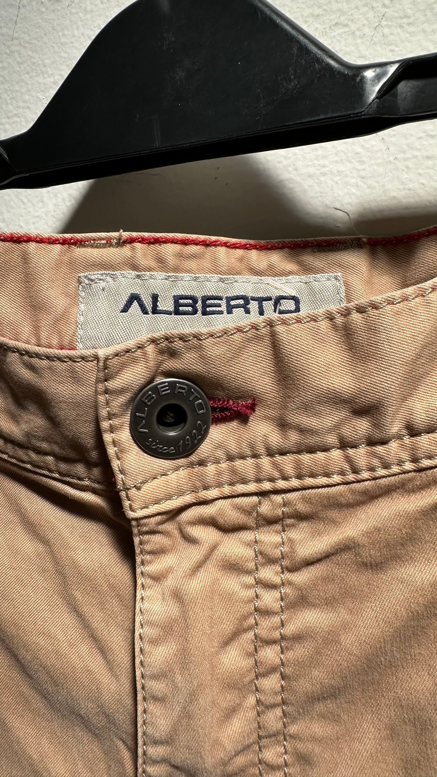 Alberto Beige 34” x 32” Jeans