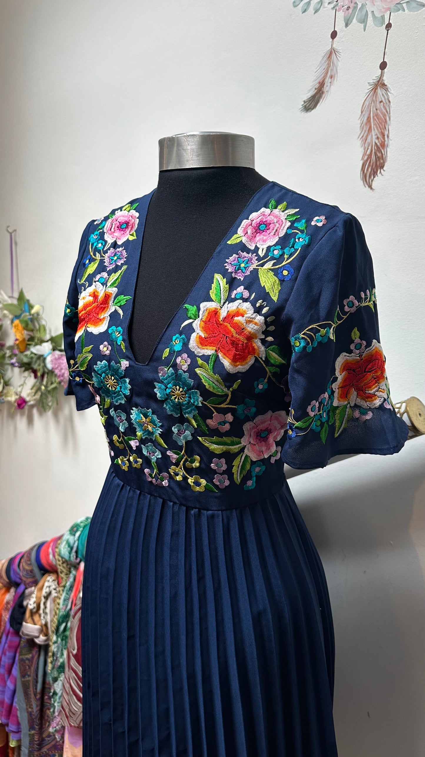 ASOS Navy Floral Pliseé Dress Size XXS, will fit XS