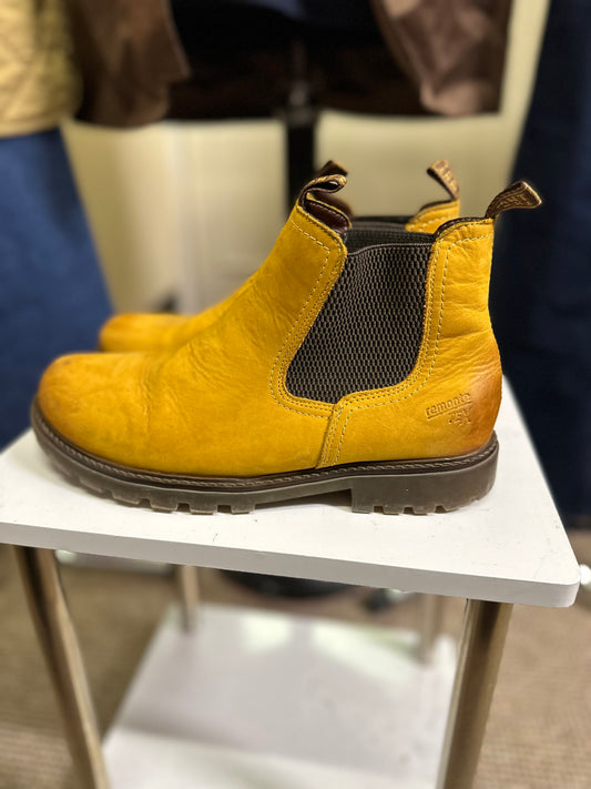 Remonte Suede Mustard Boots Size 7 (EU 41) Some marks, see last photos