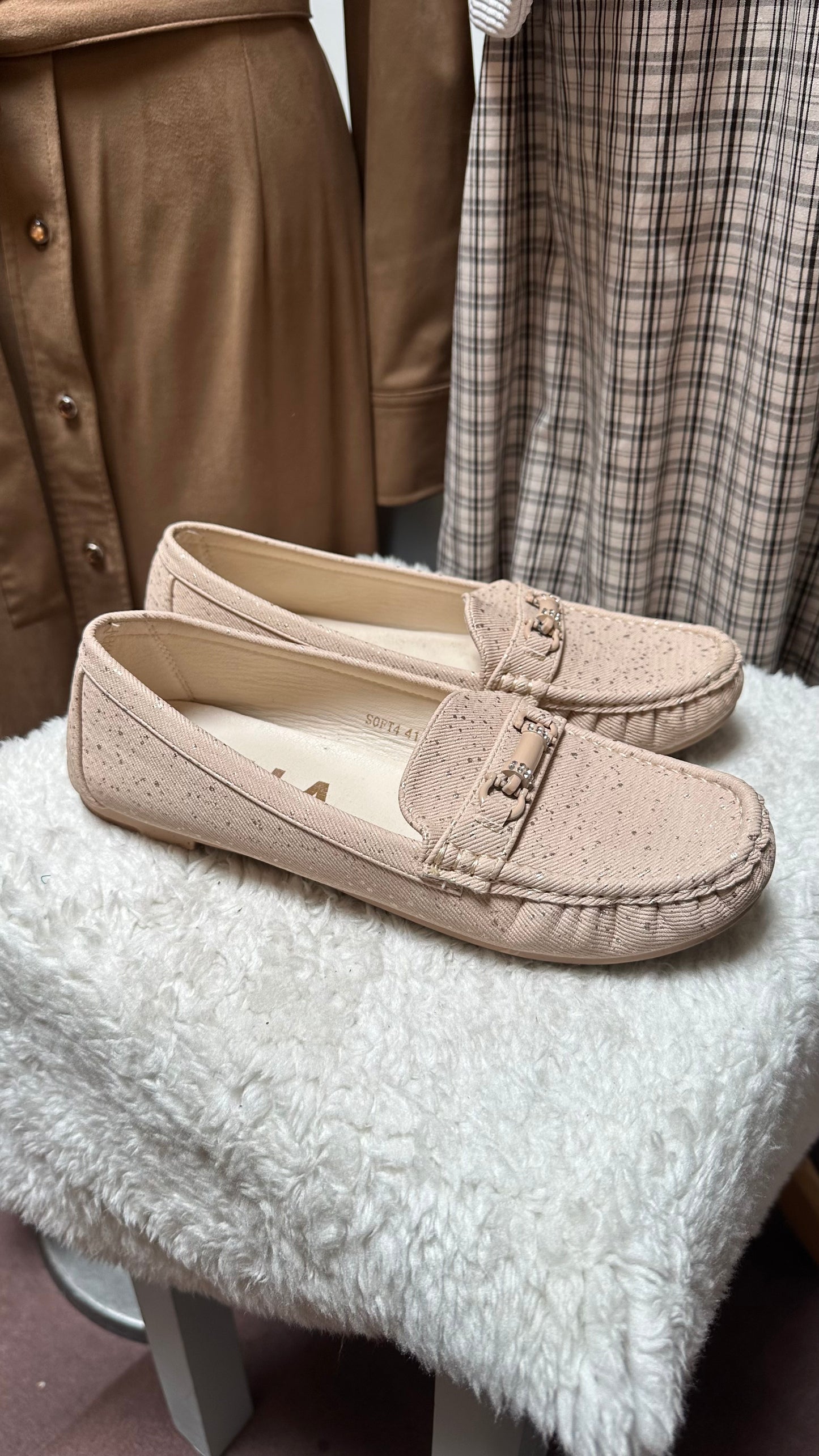 Bella Soft Cream Moccasins Best Fit Size 7 As New