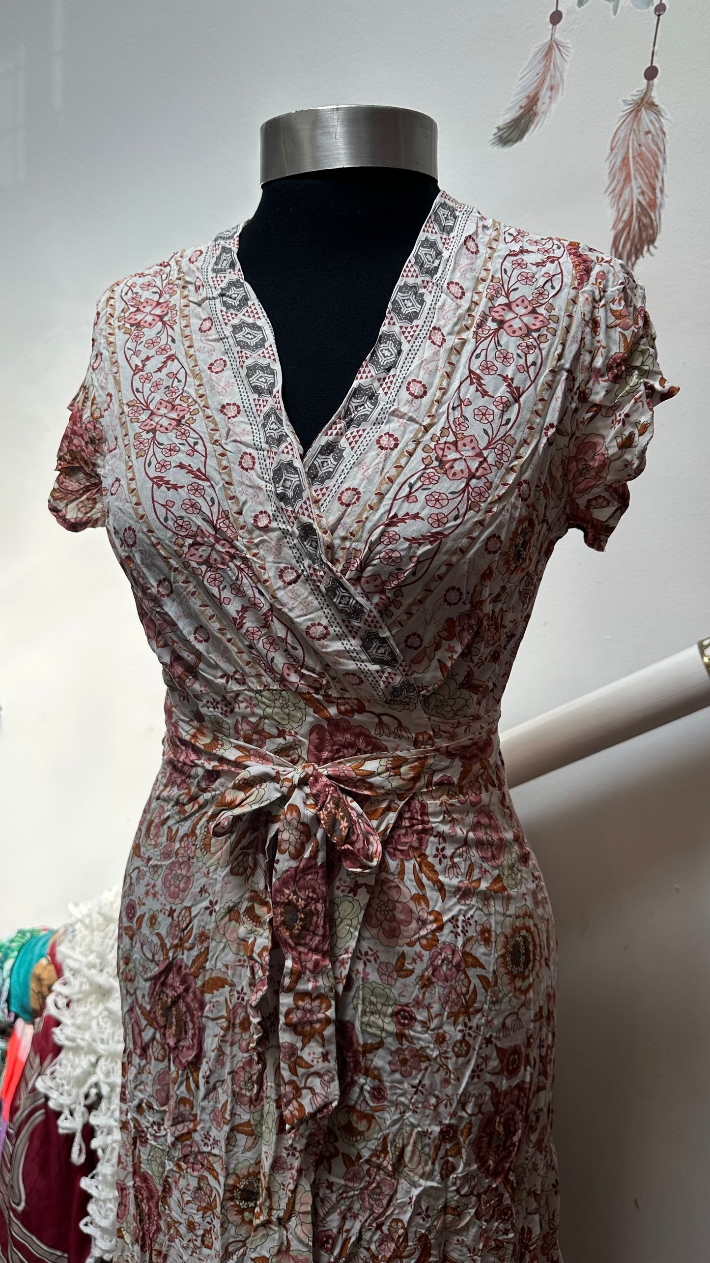 Boho Style Wrap Dress with frontal Slit Size S