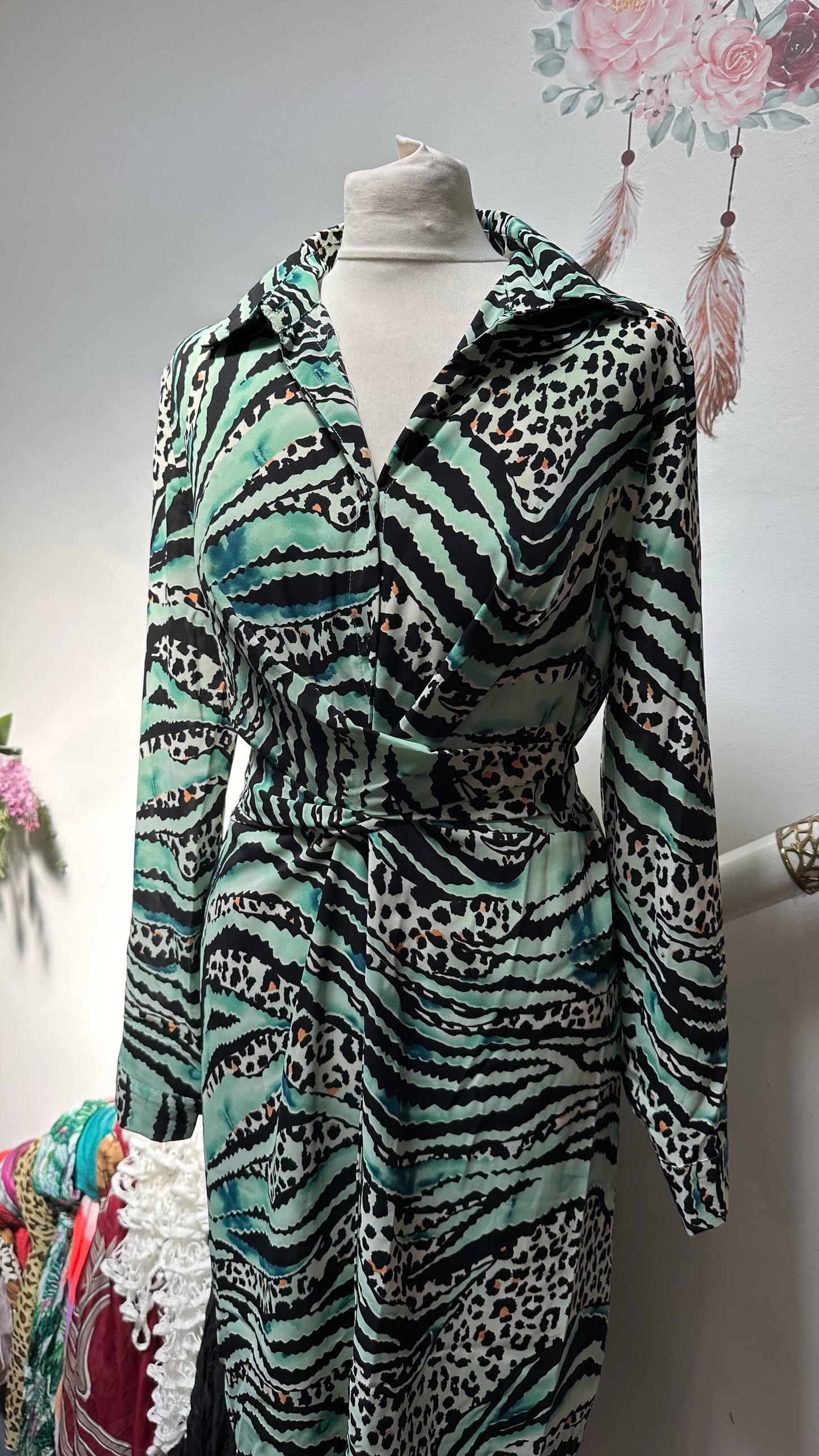 Kilky Mint/Black Dress Size M