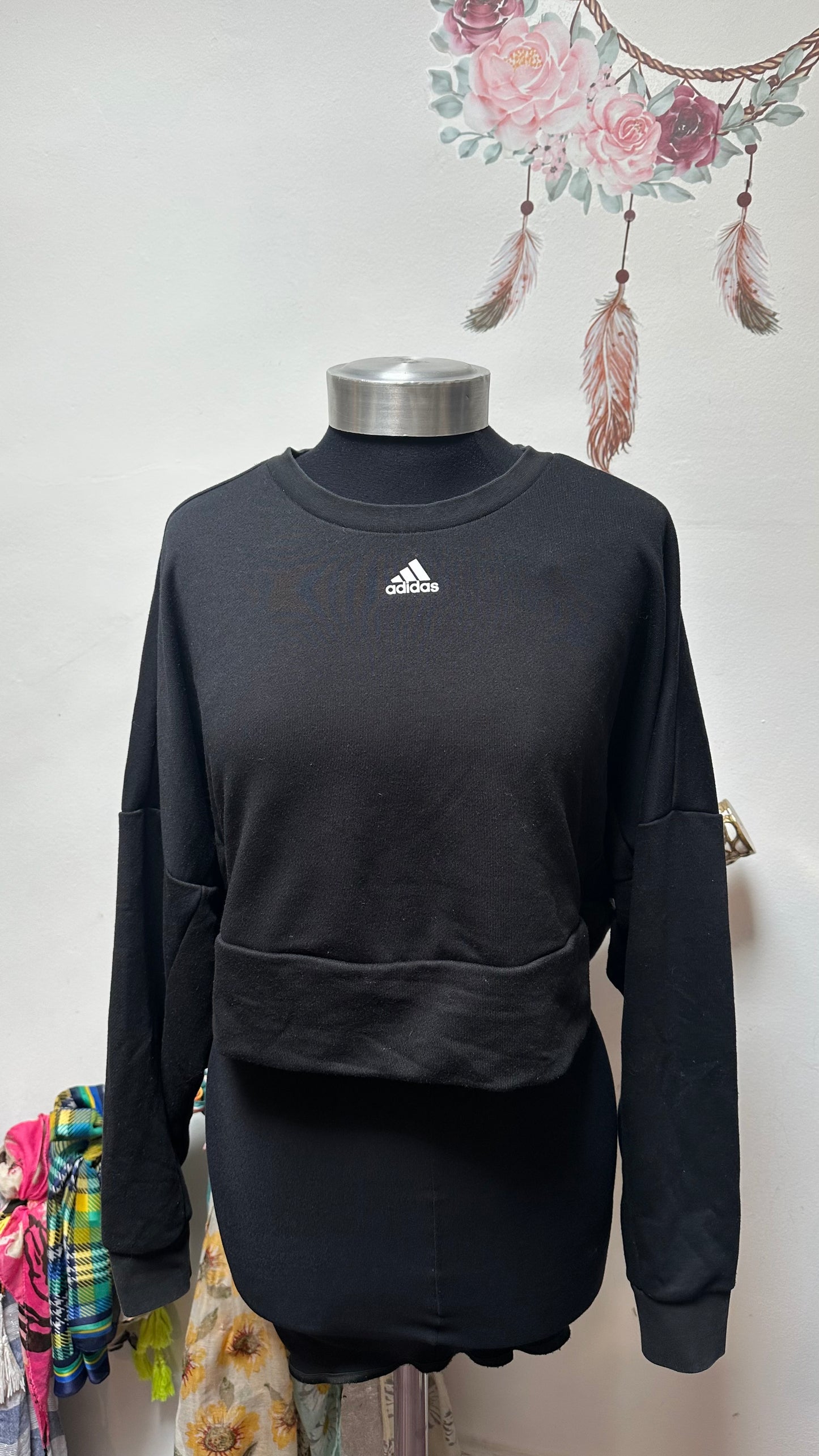 Adidas Cropped Sweater Size 8/10