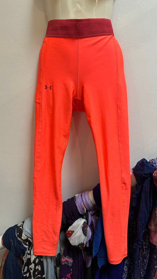 Under Armour Neon Sports Leggings Size S New without Tags