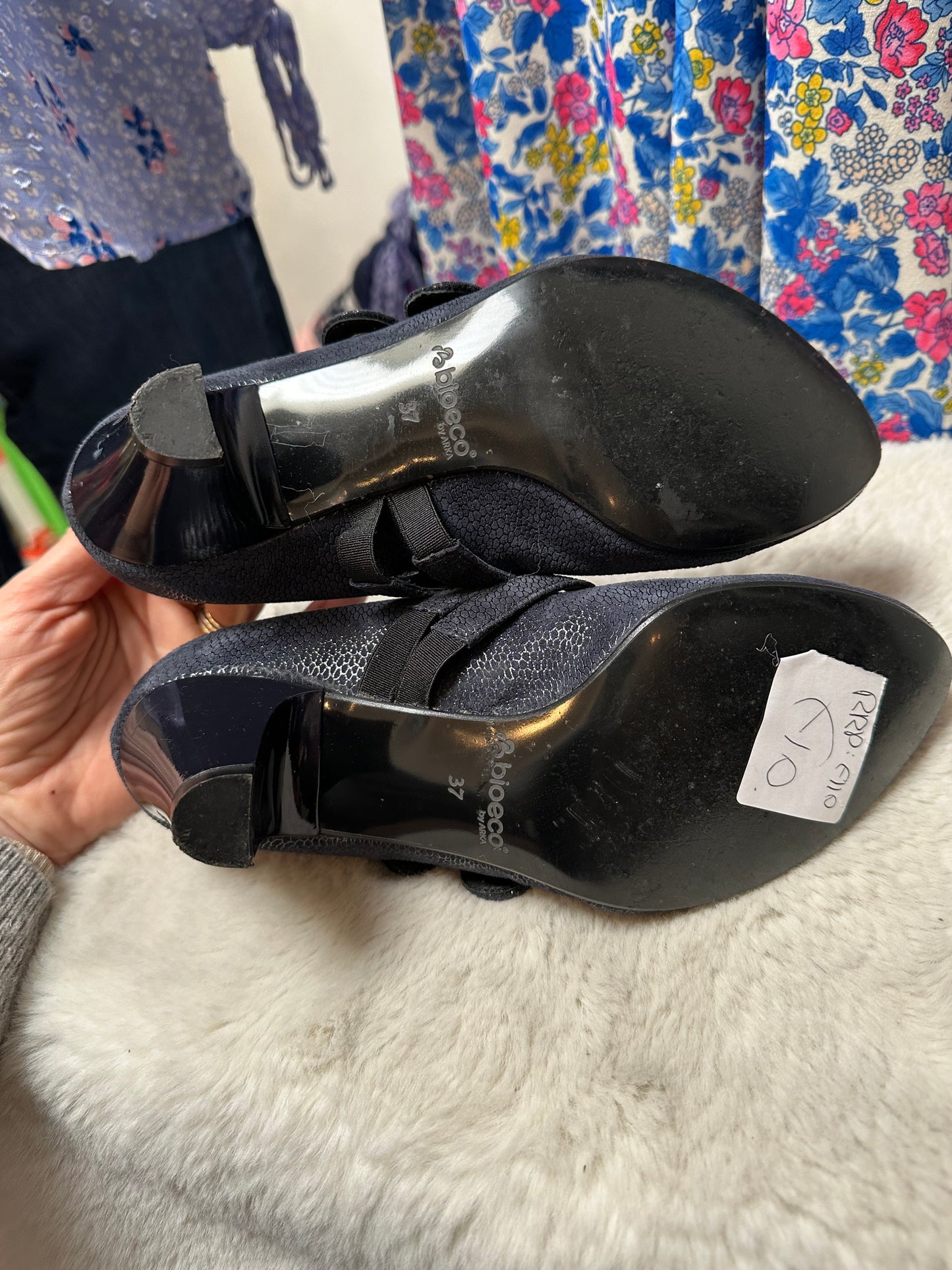 Designer Arka Bioeco Navy Pumps Size 4 As New RRP €110
