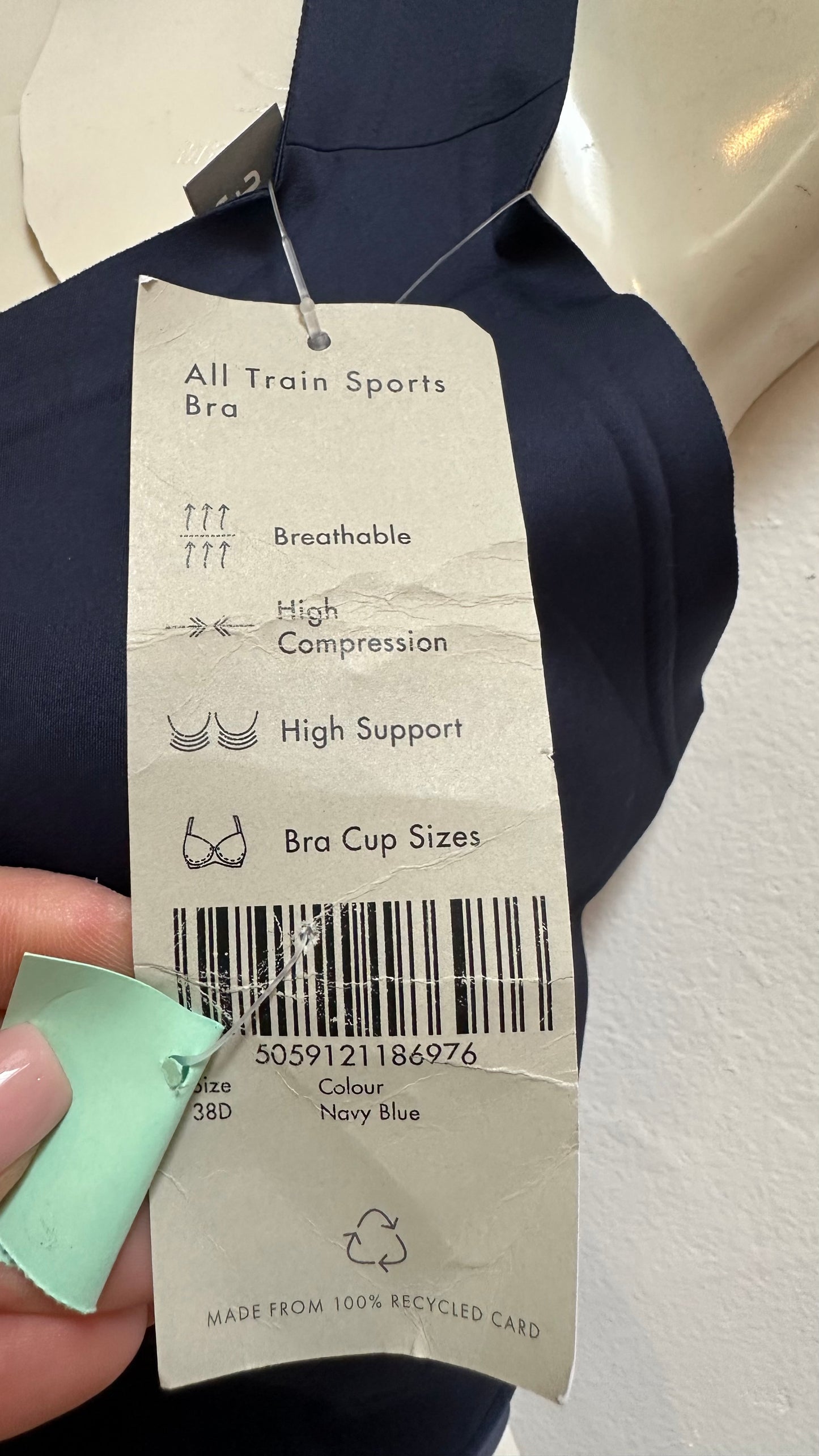 Sweaty Betty Navy Sports Bra New with Tags Size 38D RRP €75!!
