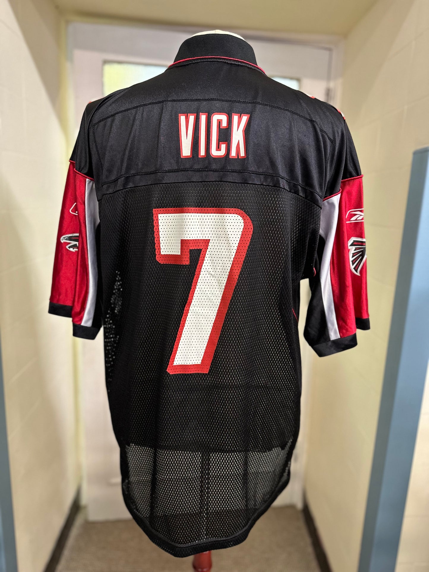 Reebok NFL Vick Jersey Oversized L