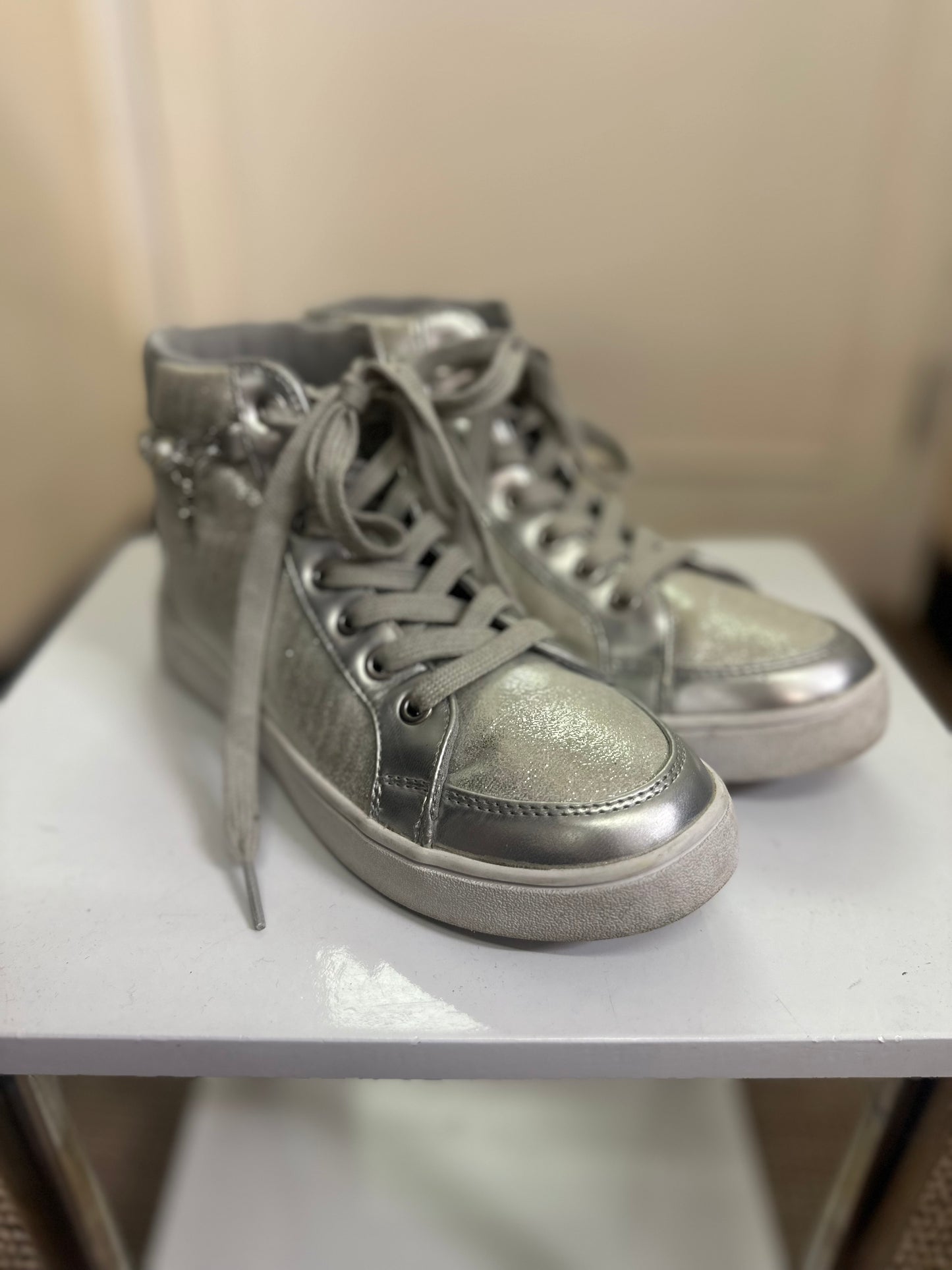 Guess Silver High-Tops, Size 3